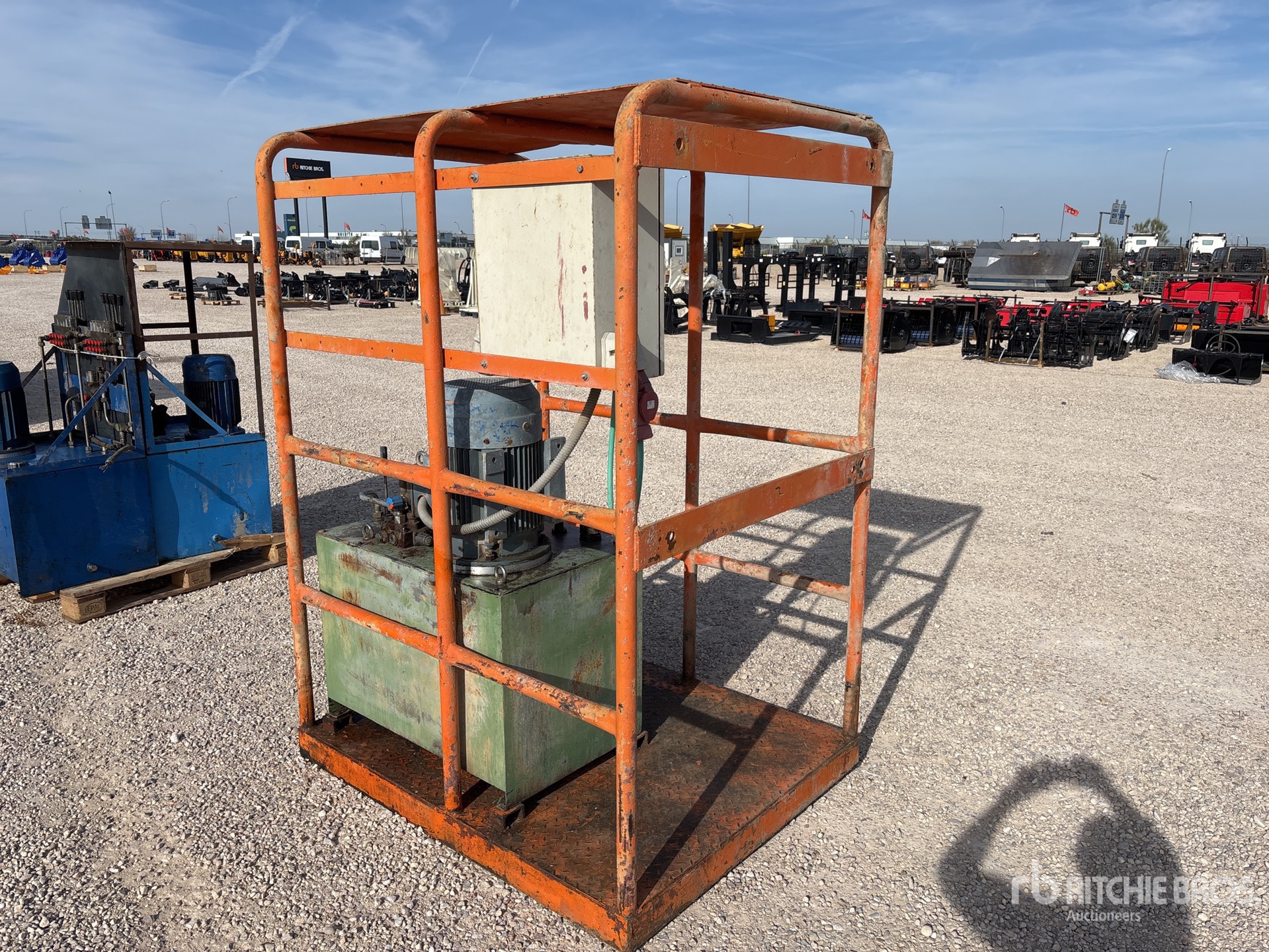 General Appearance with Picture, Right Front Corner