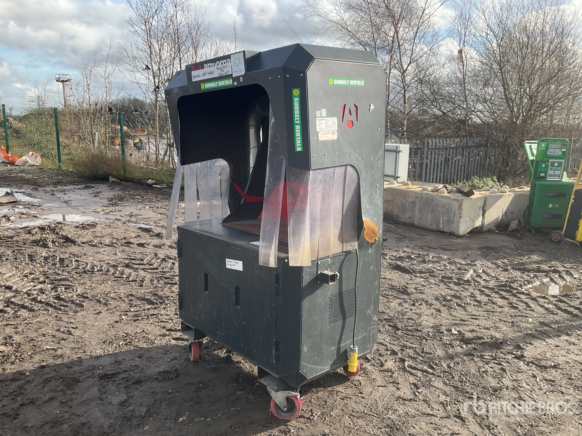 General Appearance with Picture, Left Front Corner