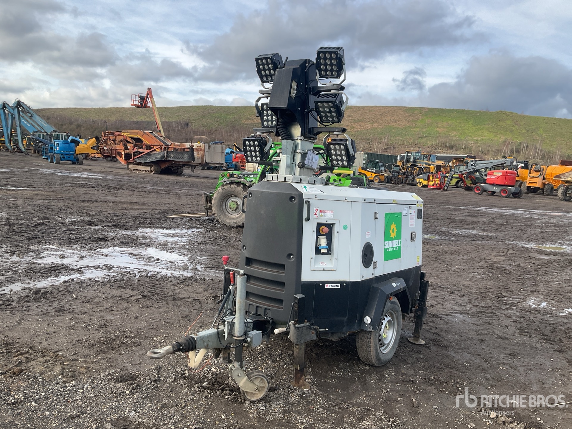 General Appearance with Picture, Left Front Corner