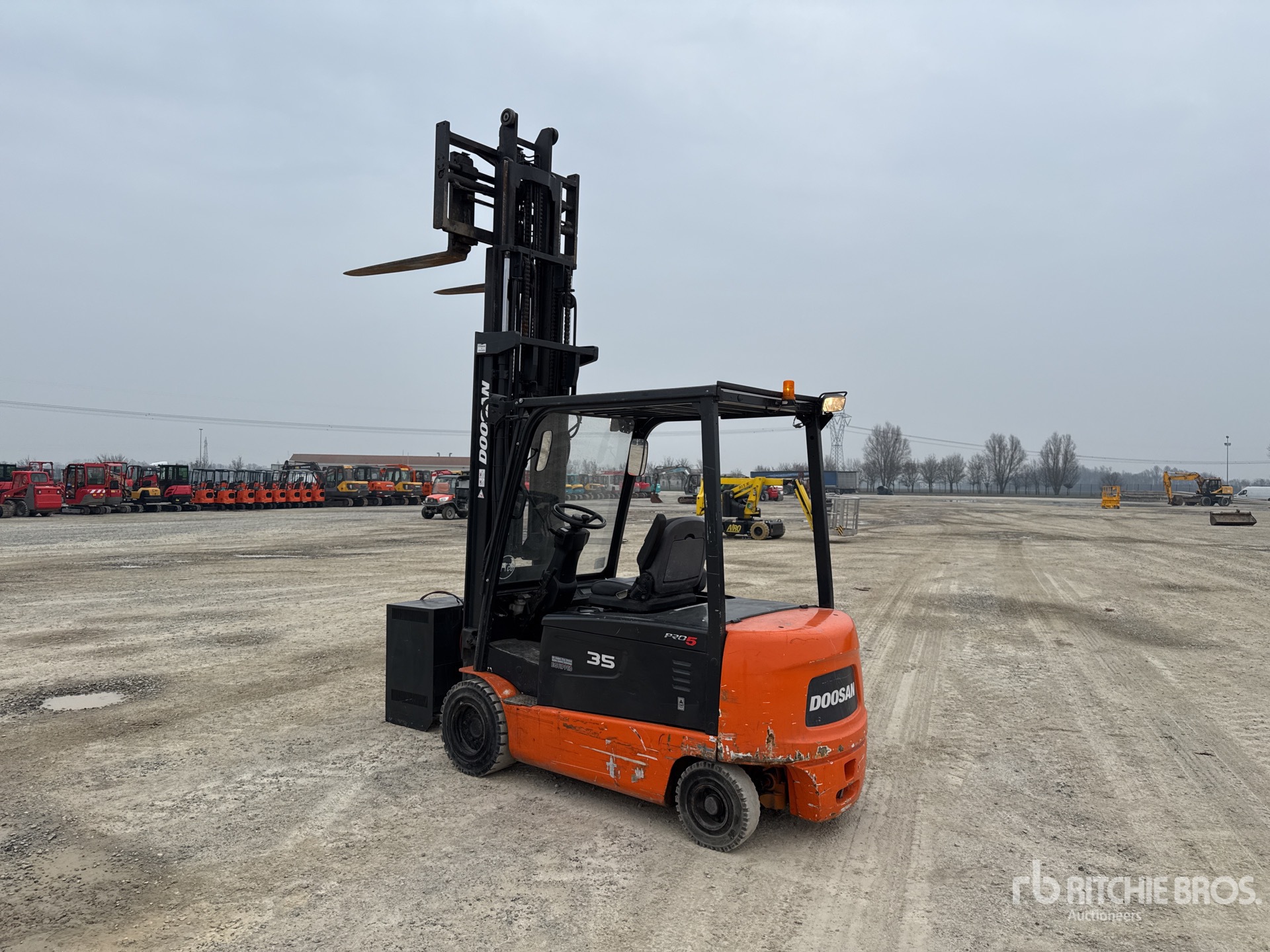 General Appearance with Imagen: esquina trasera izquierda