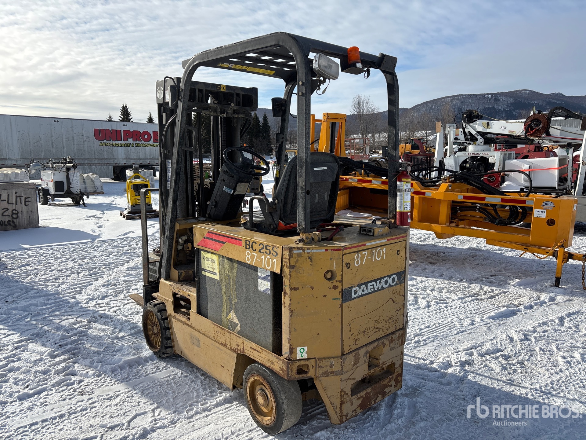 Aspect général with Image, coin arrière gauche