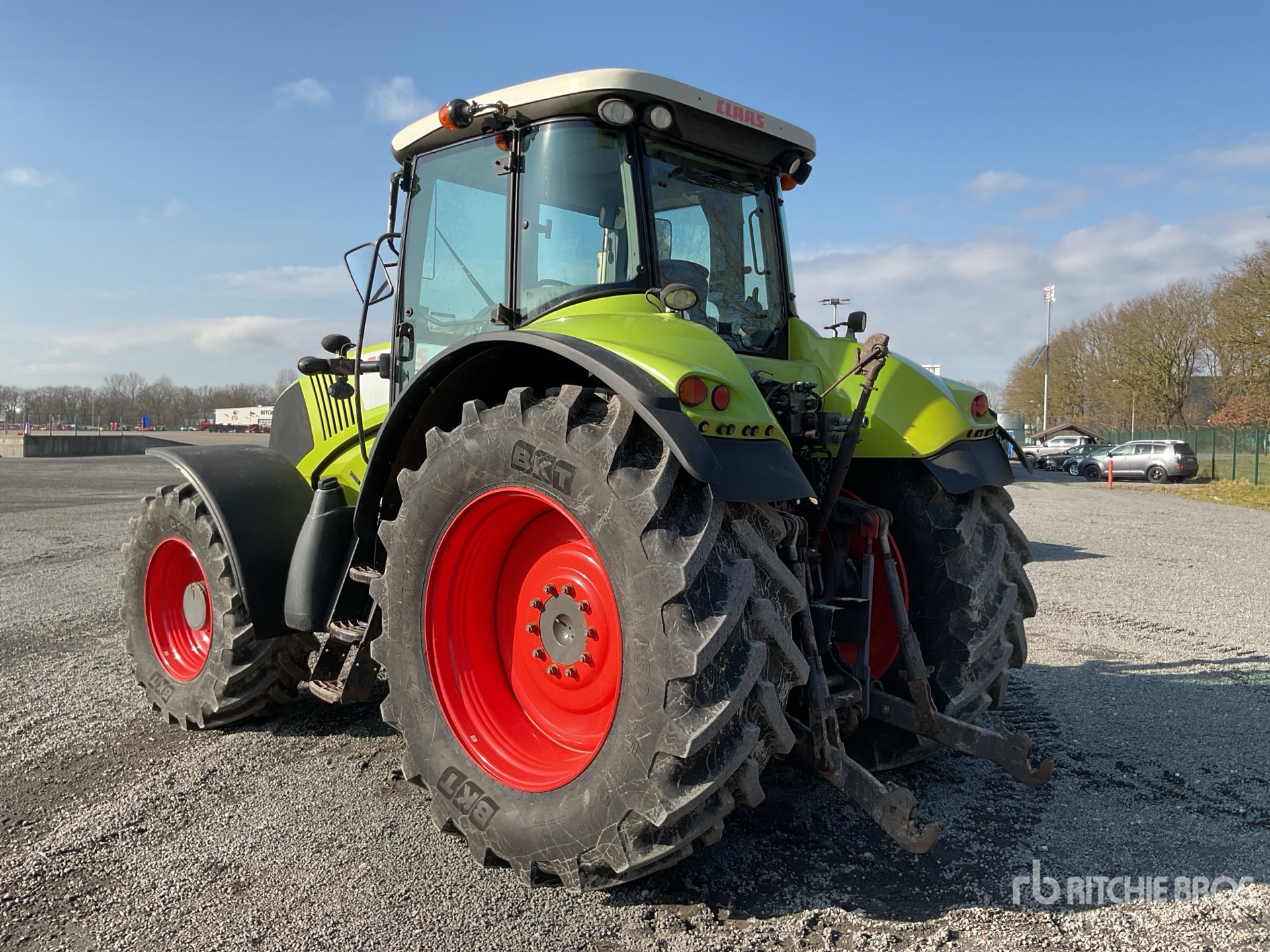 General Appearance with Picture, Left Rear Corner