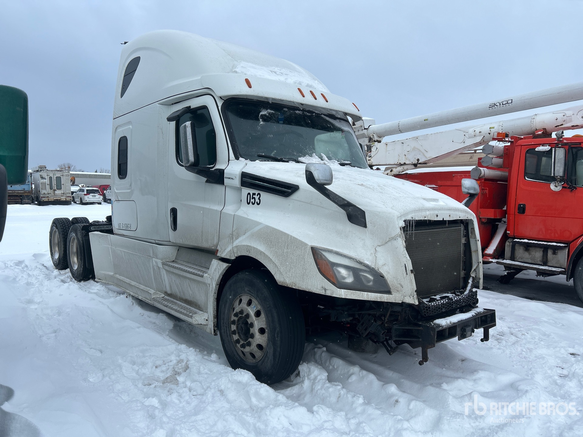 General Appearance with Picture, Right Front Corner