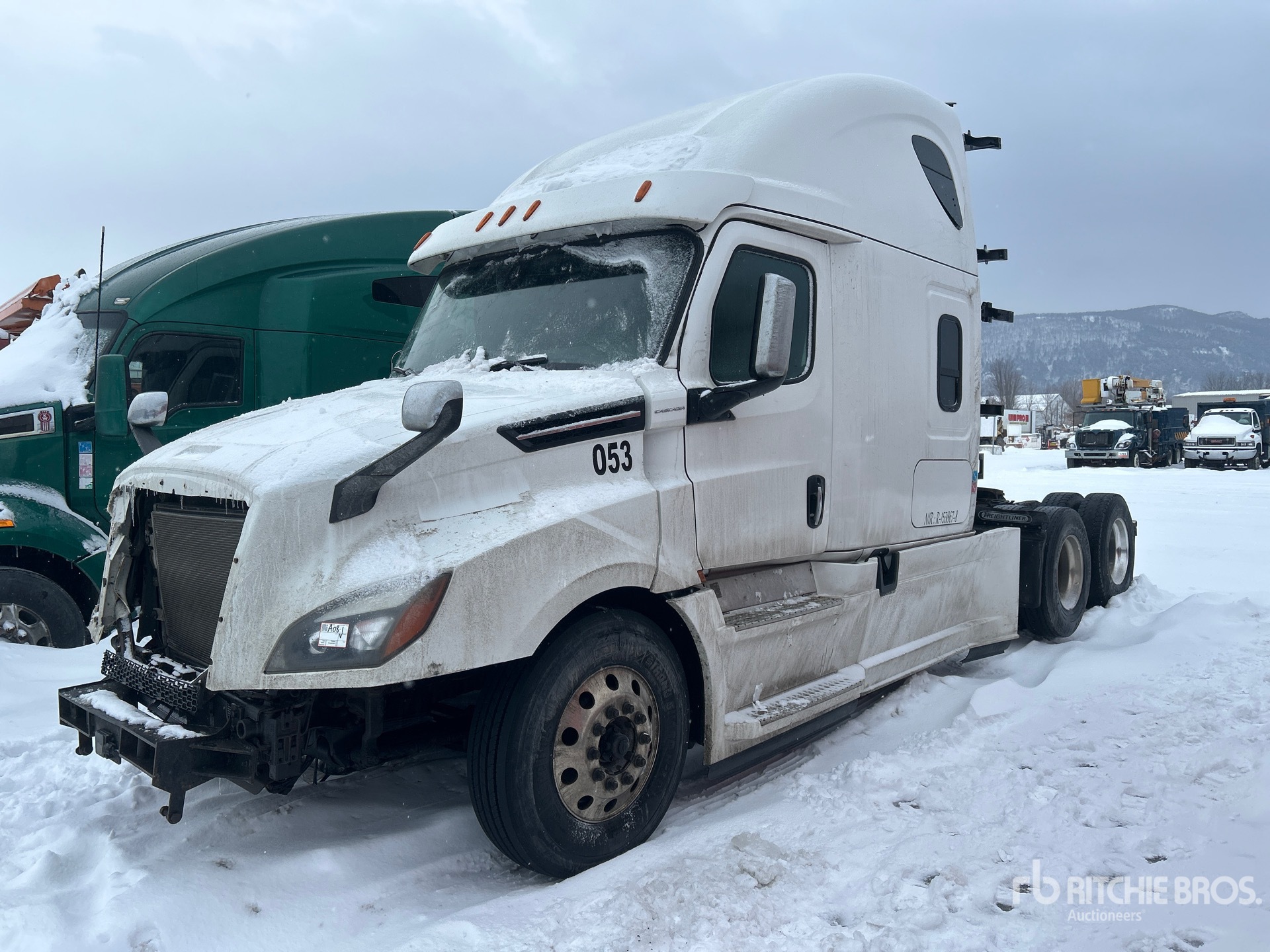 General Appearance with Picture, Left Front Corner