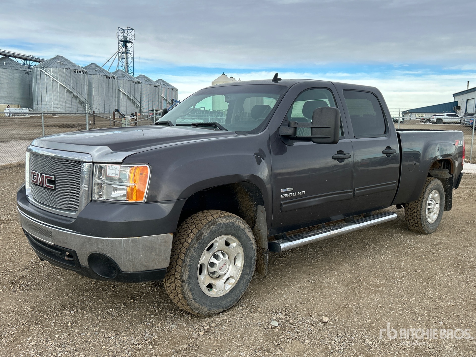 General Appearance with Featured Photo