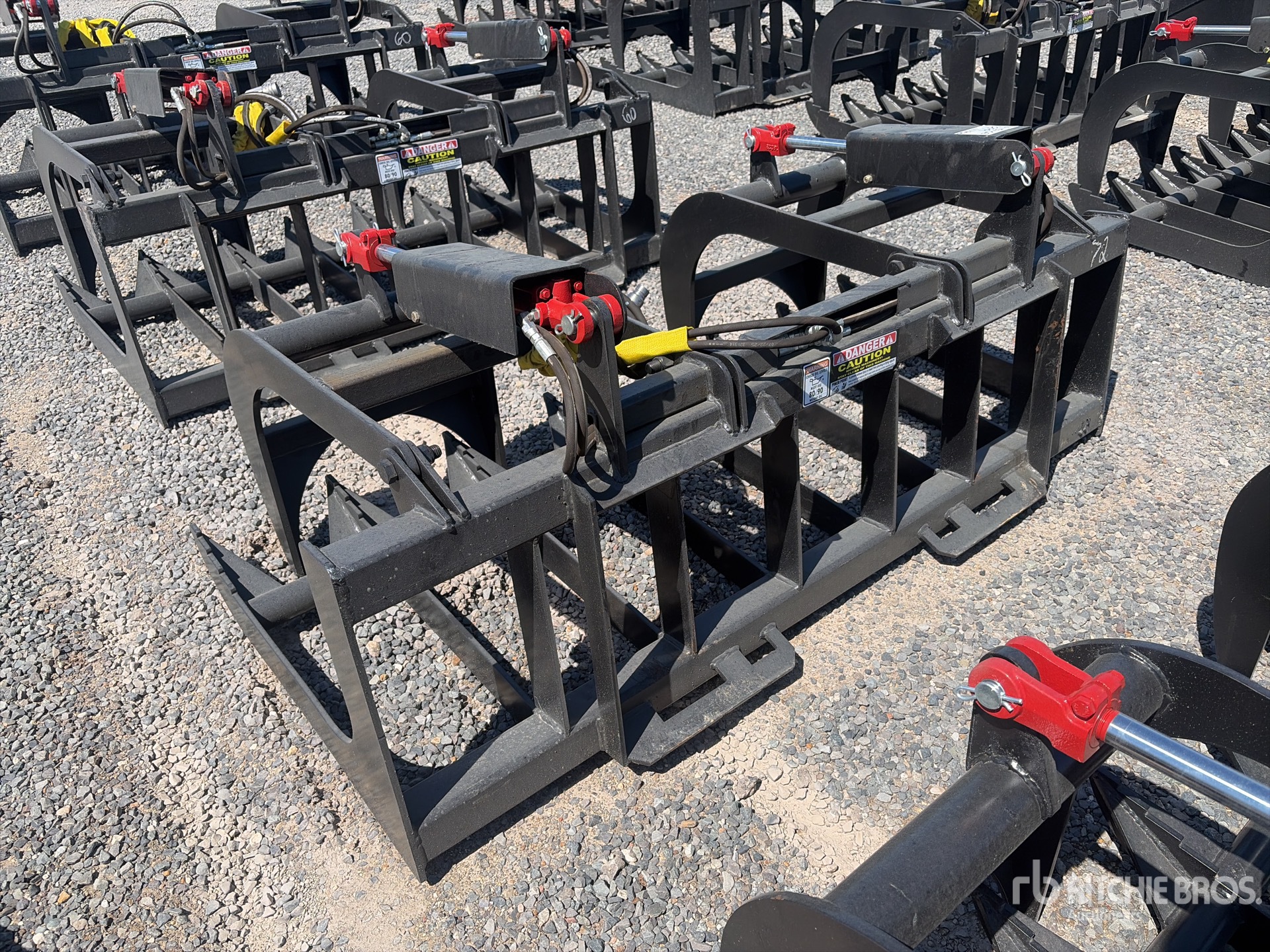 General Appearance with Foto, angolo posteriore sinistro