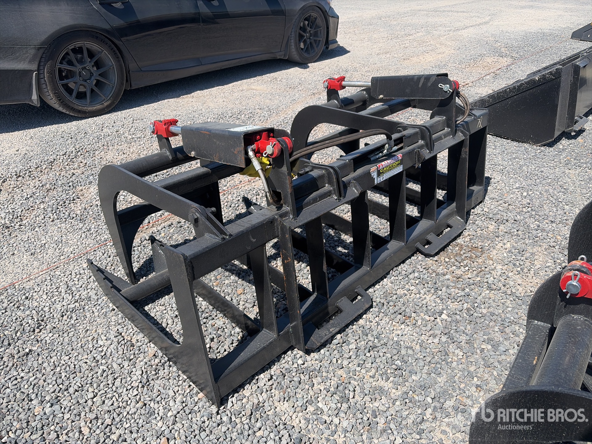 General Appearance with Foto, angolo posteriore sinistro