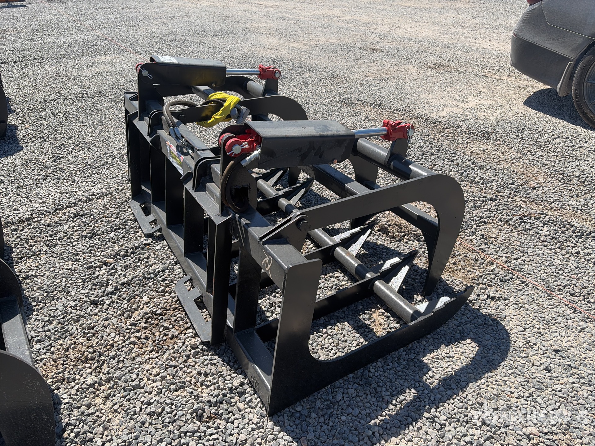 General Appearance with Foto, angolo anteriore sinistro