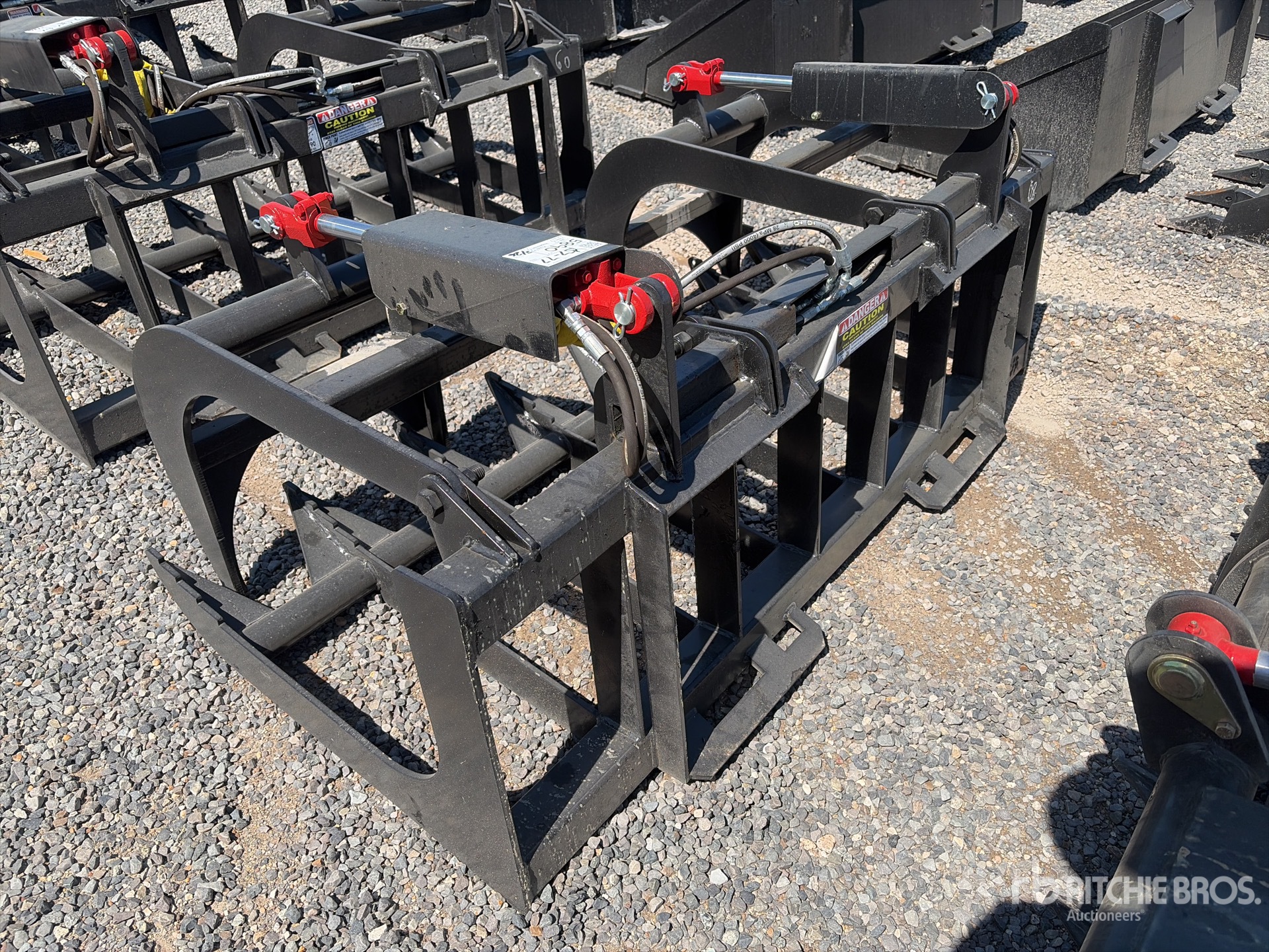 General Appearance with Foto, angolo posteriore sinistro