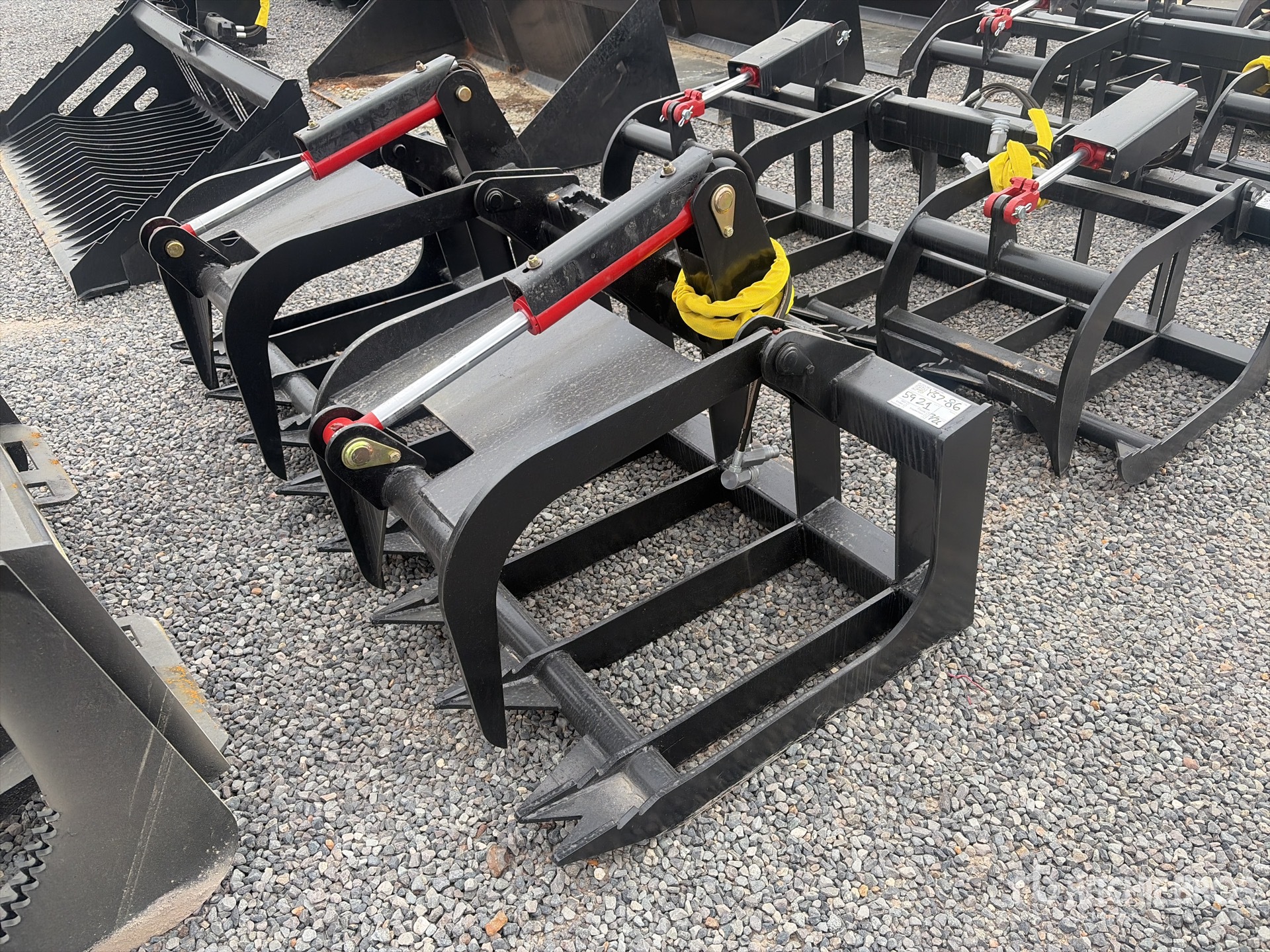 General Appearance with Foto, angolo anteriore sinistro