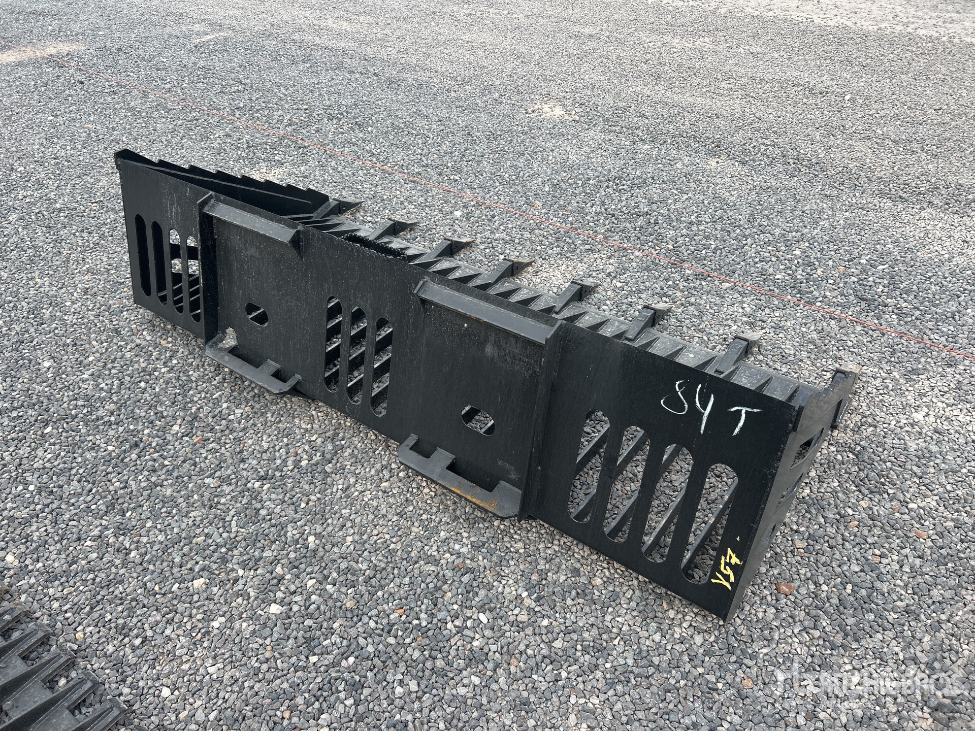 General Appearance with Foto, angolo anteriore sinistro