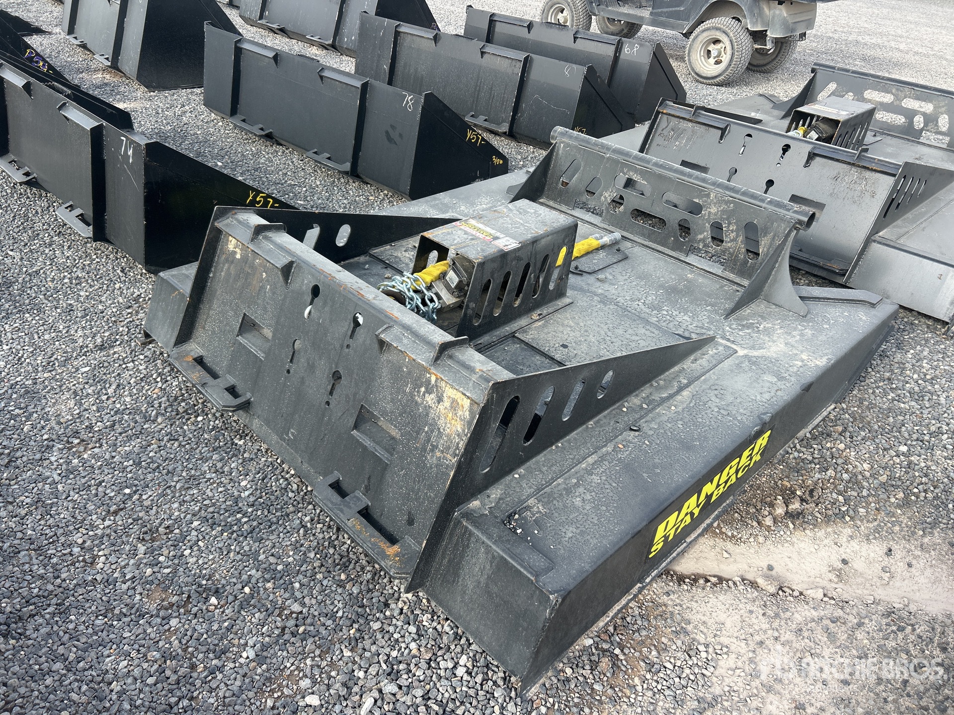 General Appearance with Foto, angolo anteriore sinistro