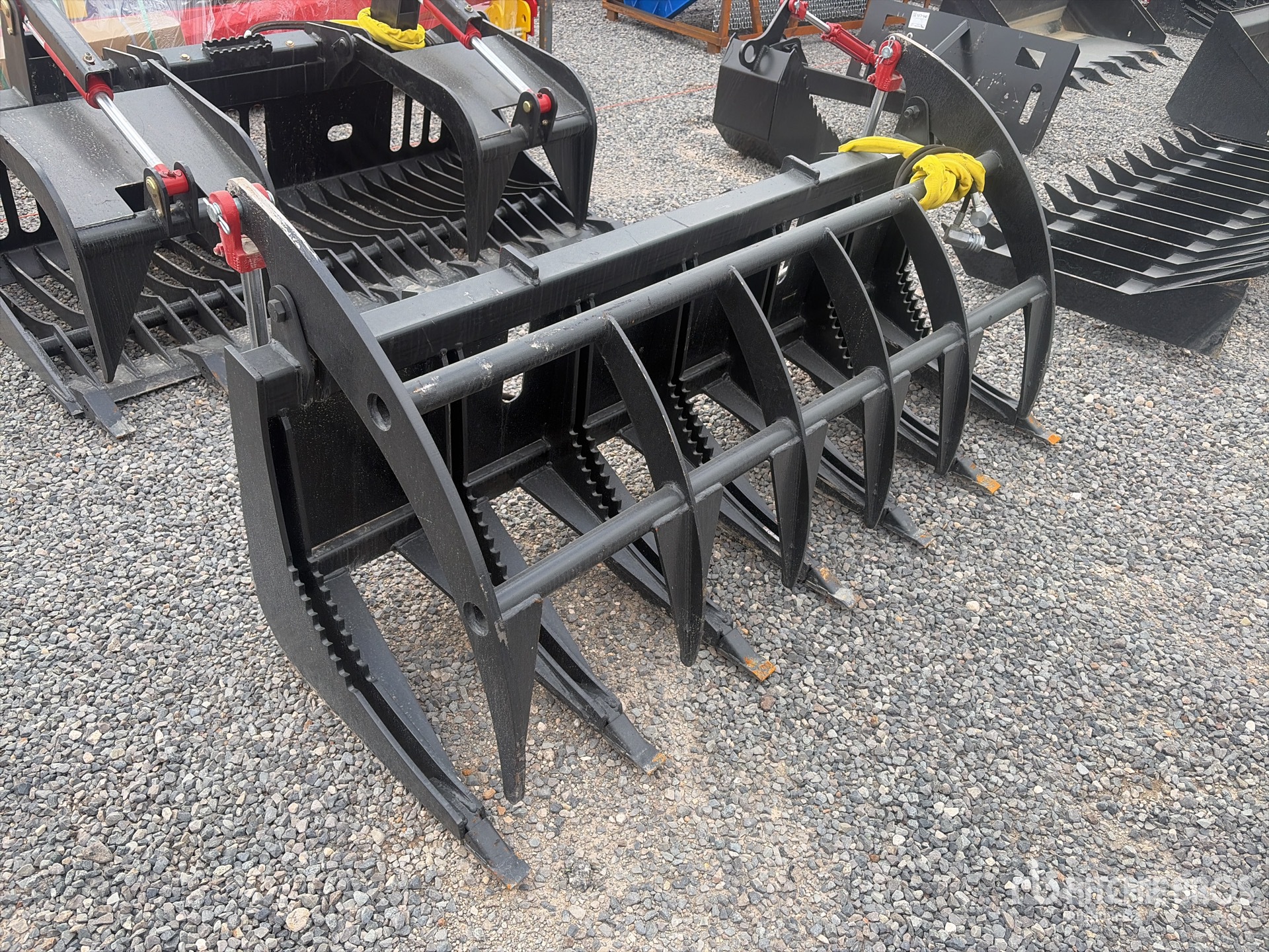 General Appearance with Foto, angolo anteriore destro