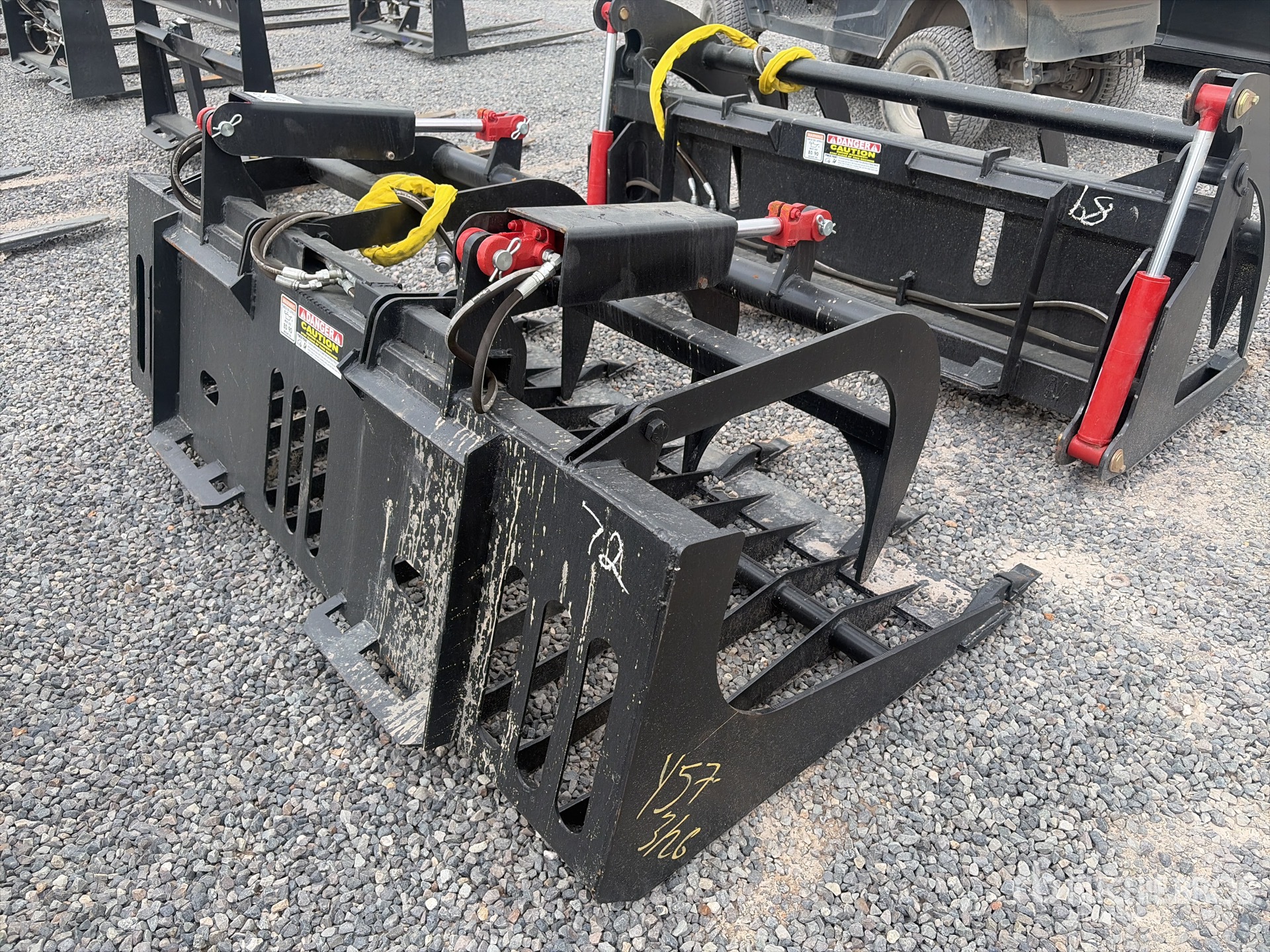 General Appearance with Foto, angolo anteriore sinistro