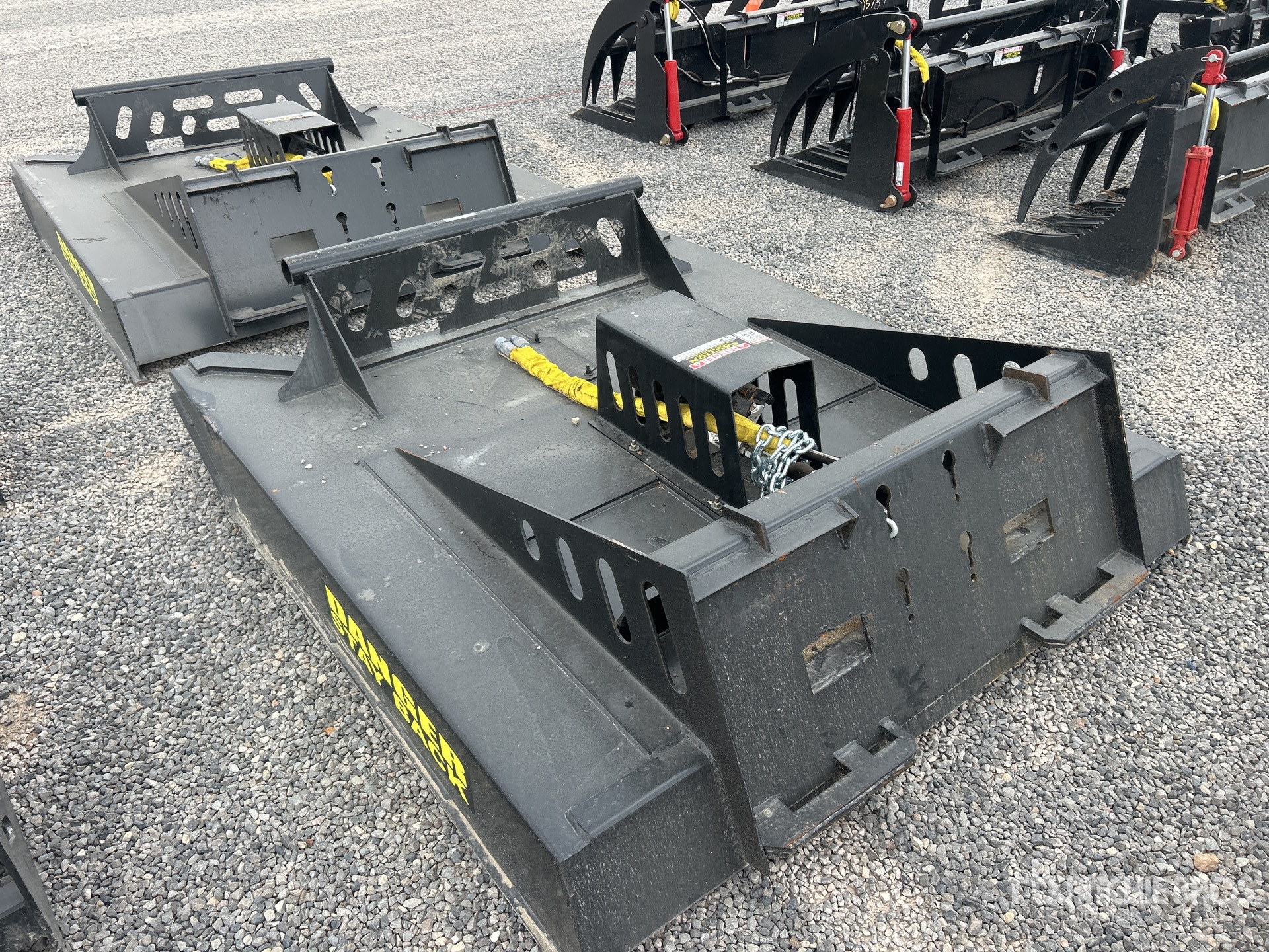 General Appearance with Foto, angolo posteriore sinistro