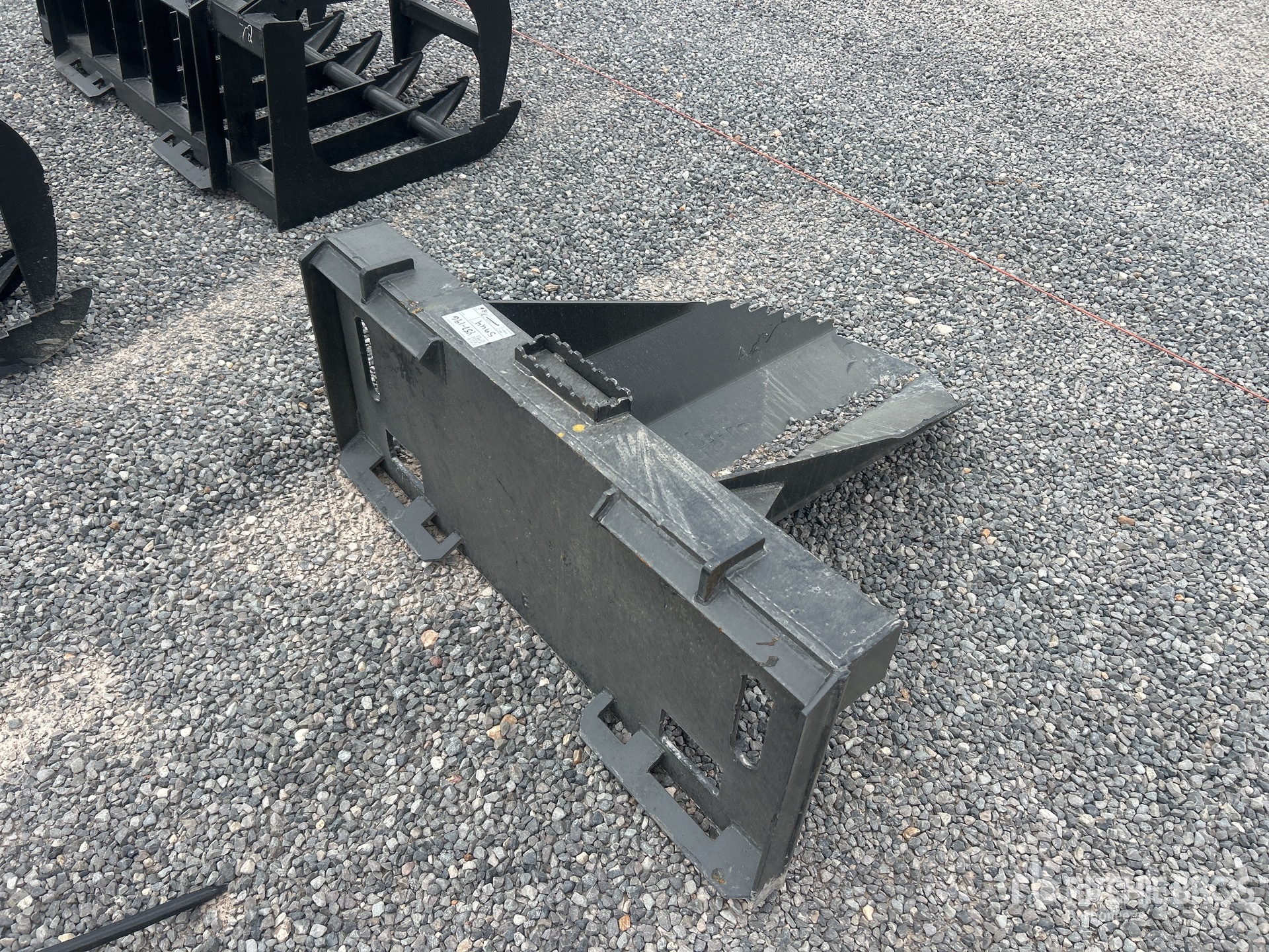 General Appearance with Foto, angolo posteriore sinistro