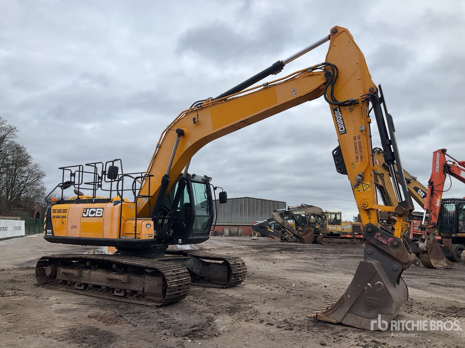 Aspect général with Image, coin avant droit