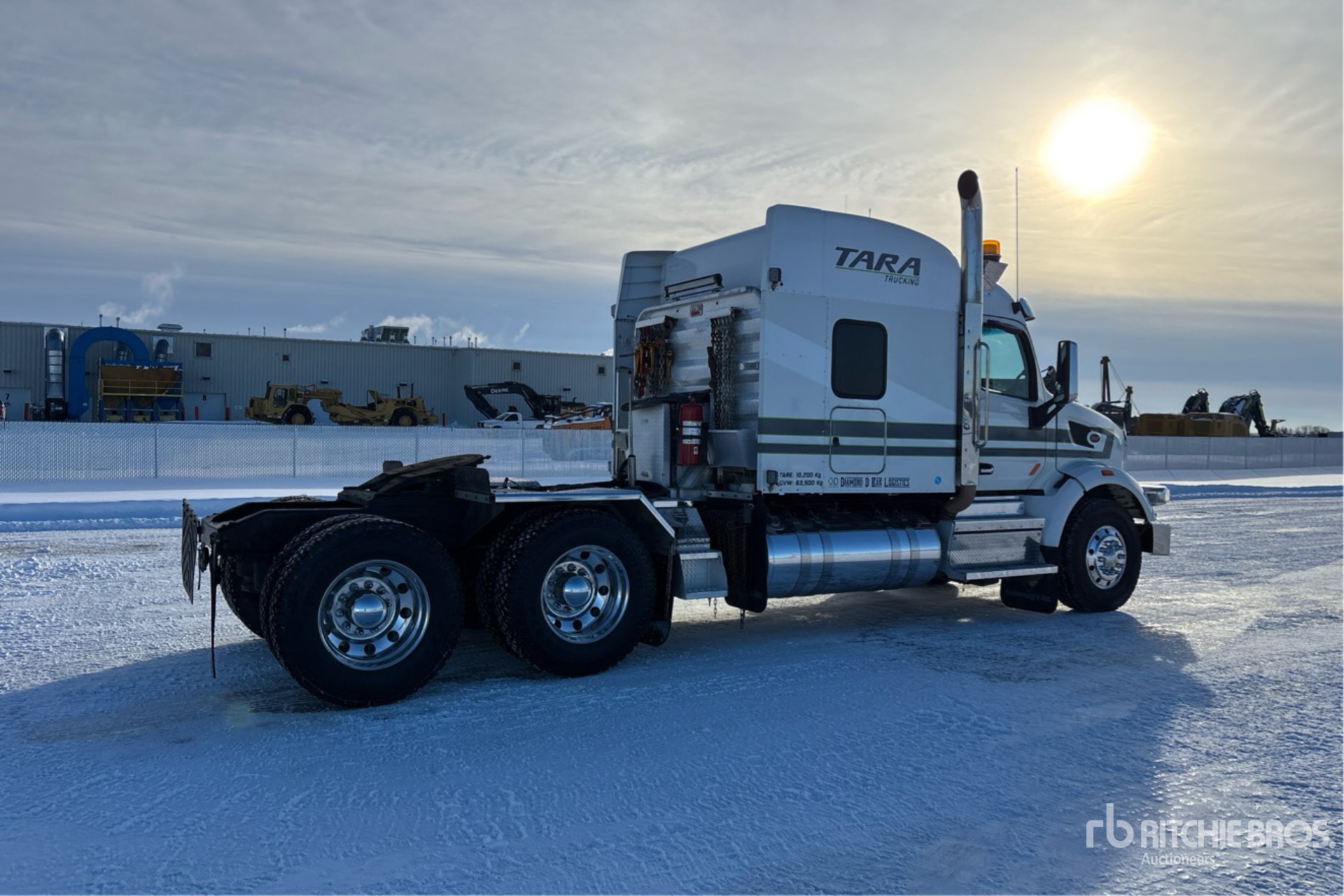 General Appearance with Image, coin arrière droit