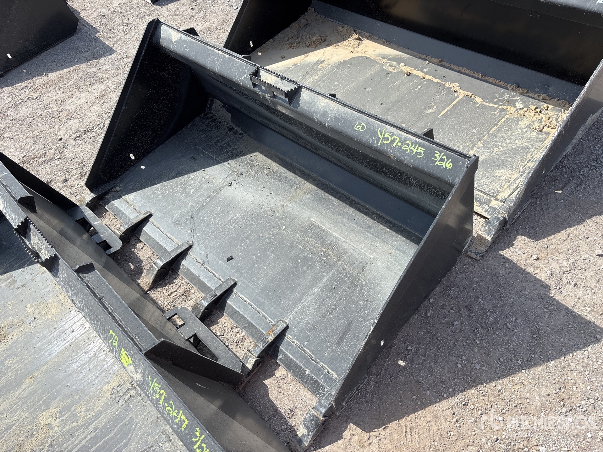 Aspect général with Image, coin avant gauche