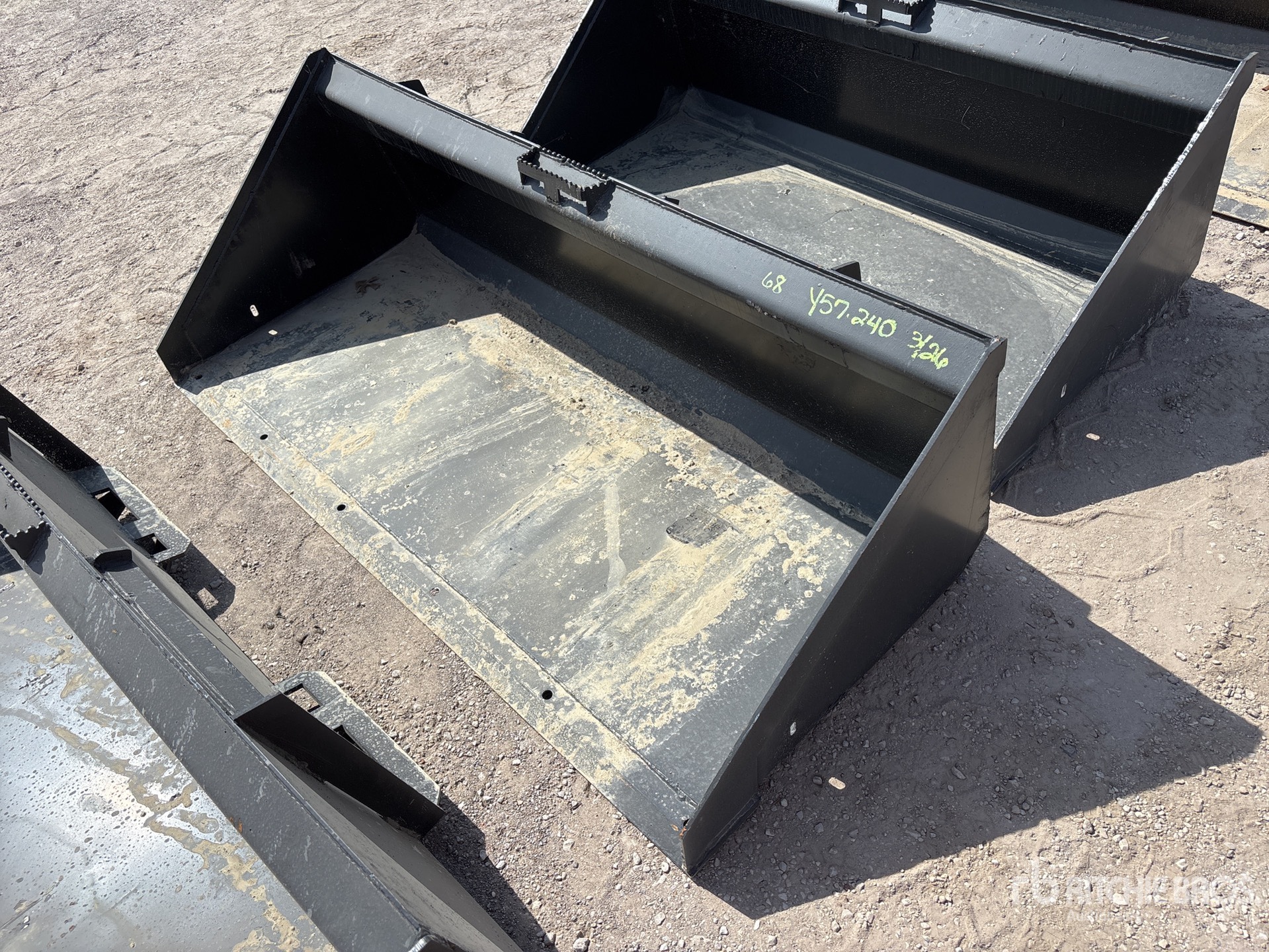 Aspect général with Image, coin avant gauche