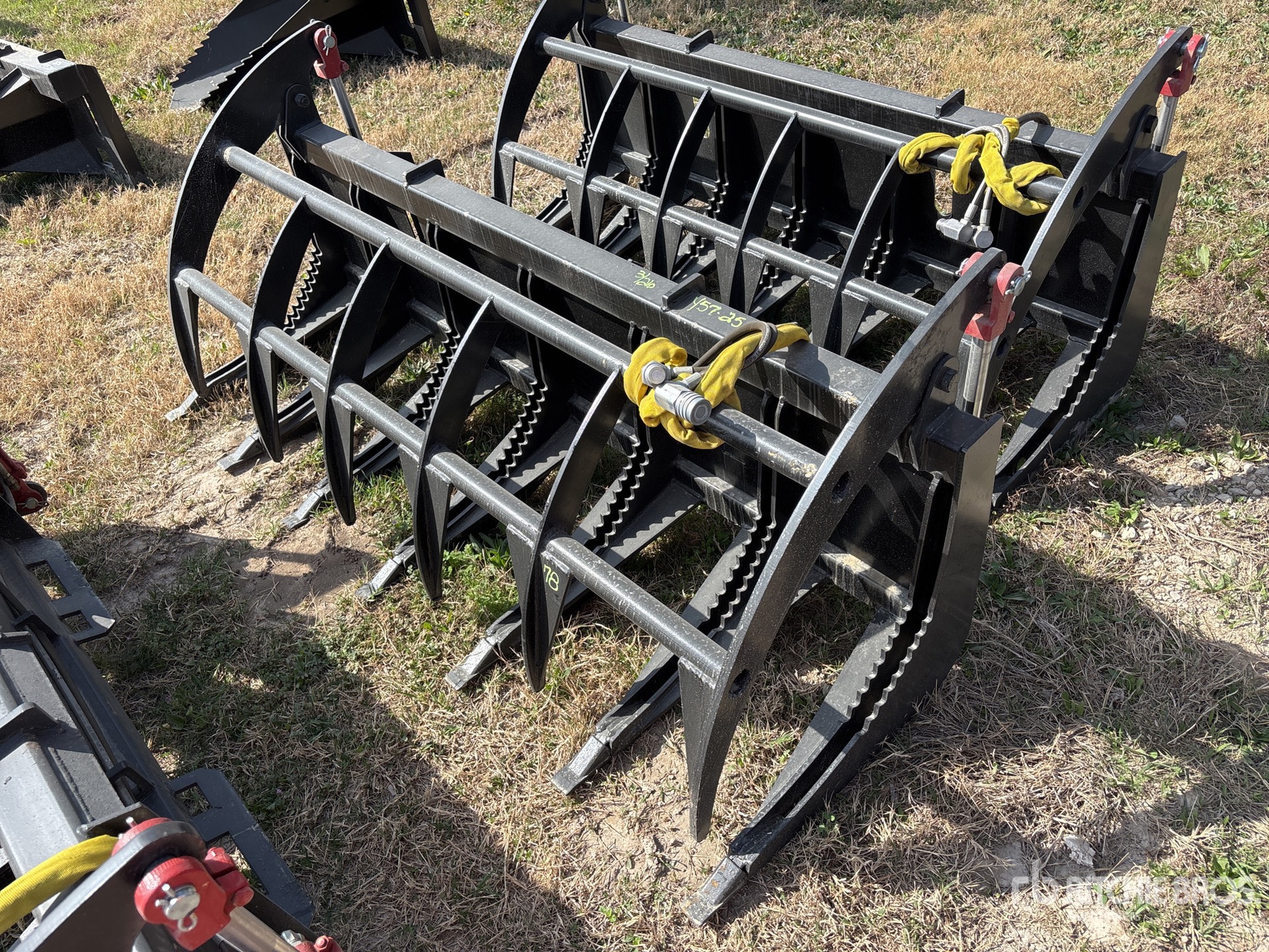 General Appearance with Foto, angolo anteriore sinistro