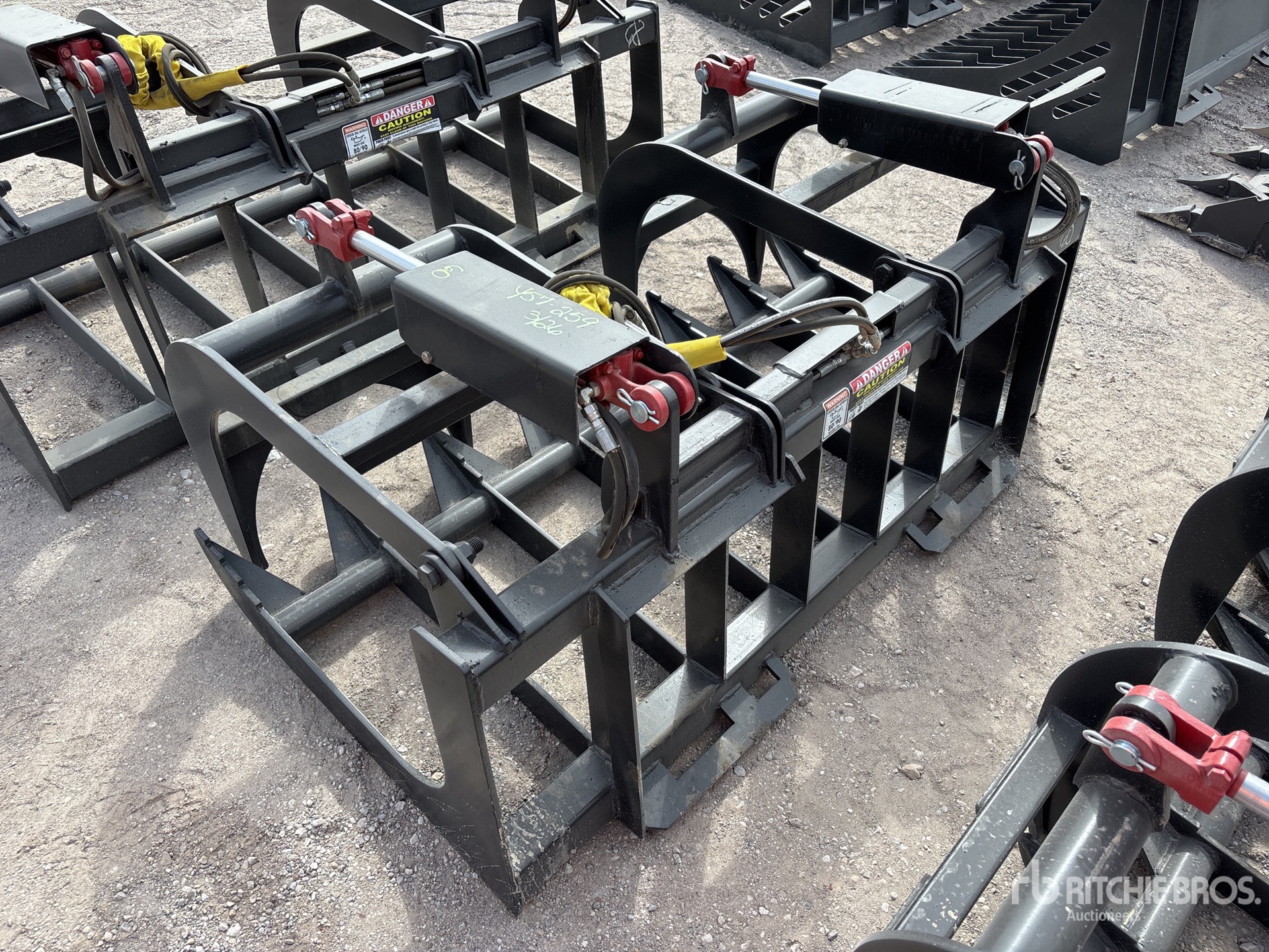 General Appearance with Zdjęcie, lewy dolny róg