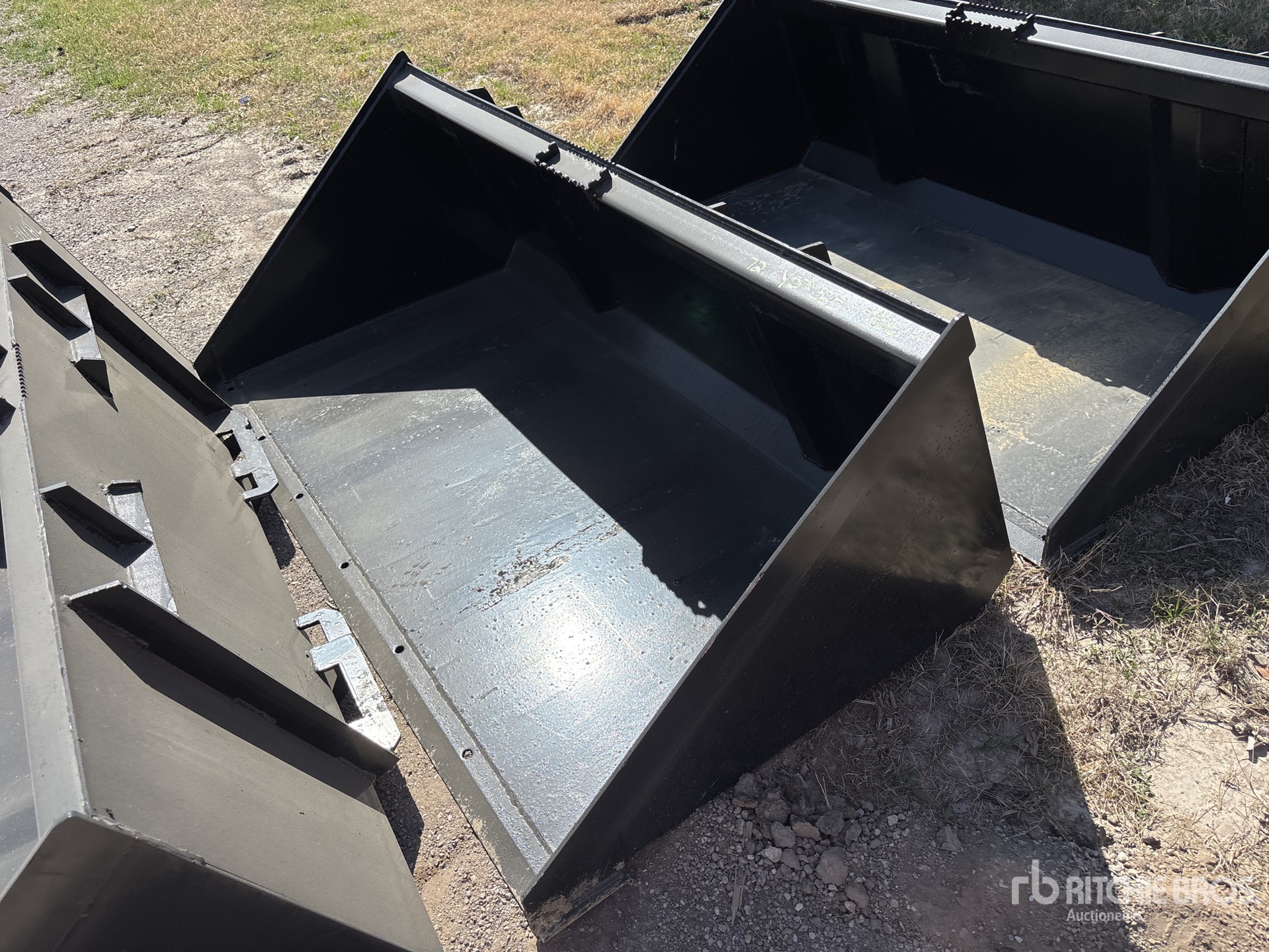 Aspect général with Image, coin avant gauche