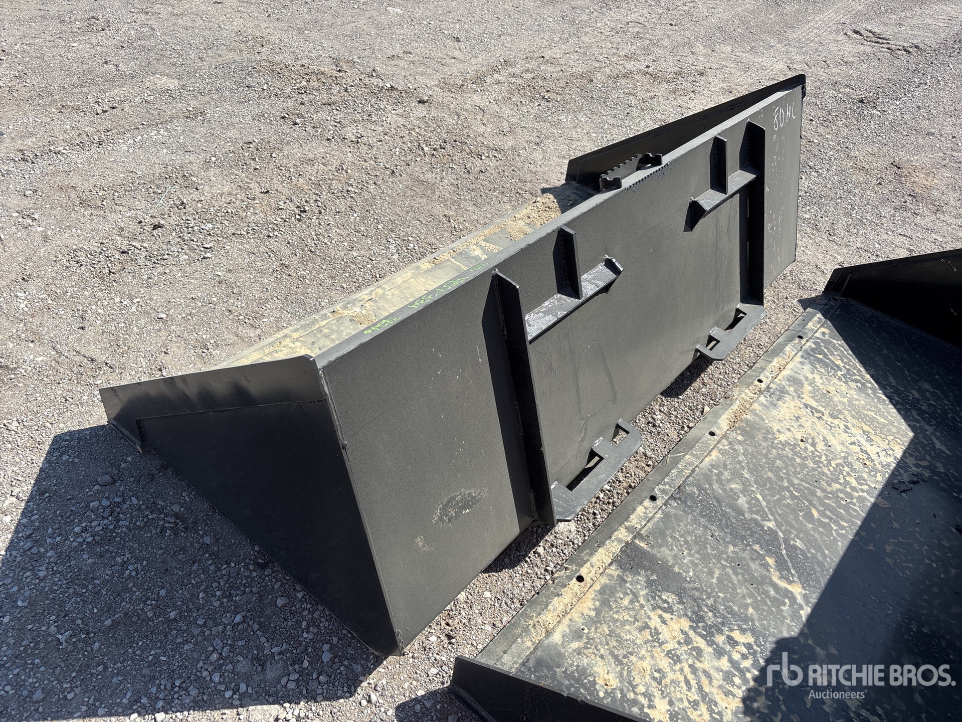 Aspect général with Image, coin arrière gauche