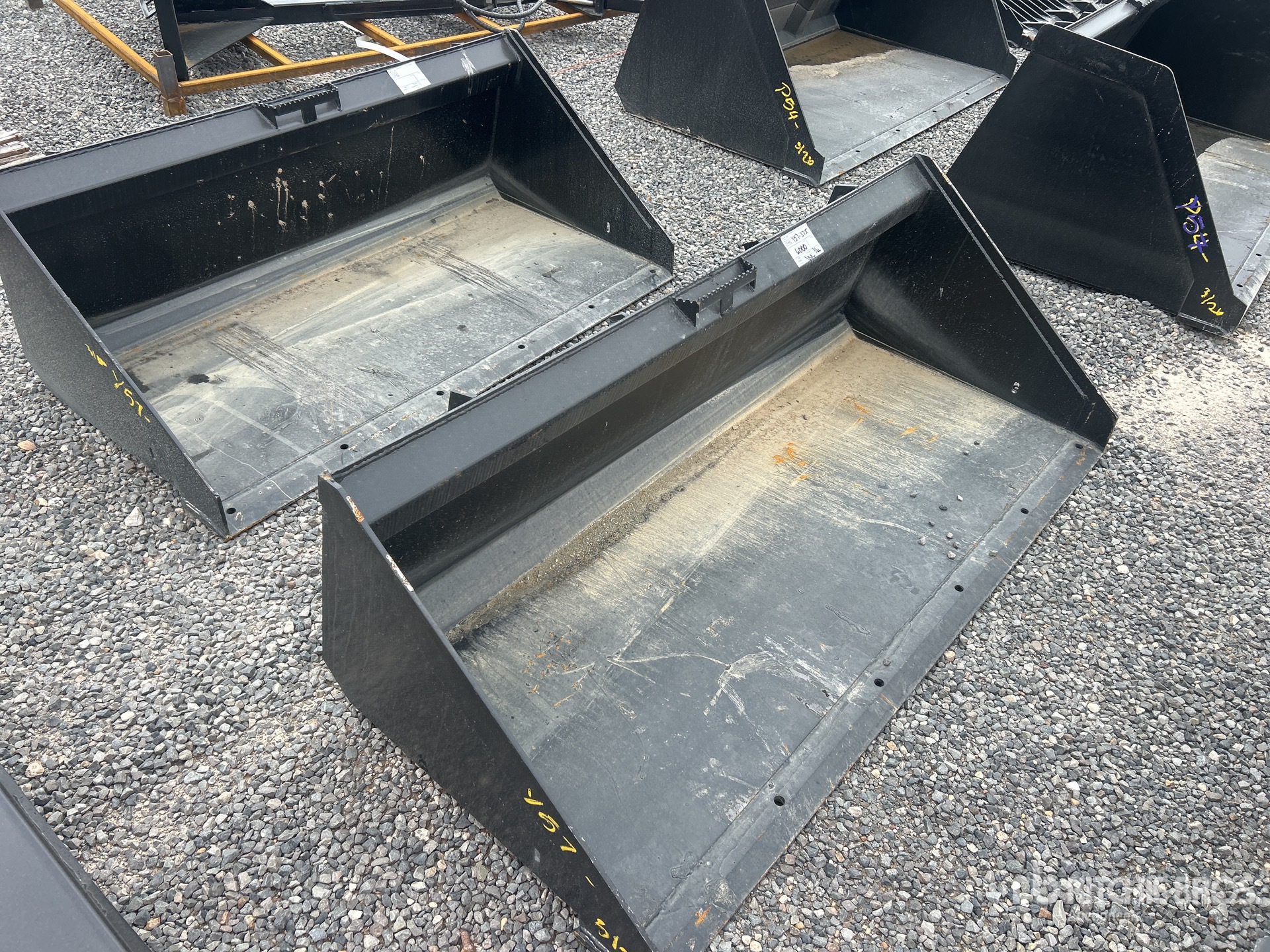 General Appearance with Foto, angolo anteriore destro