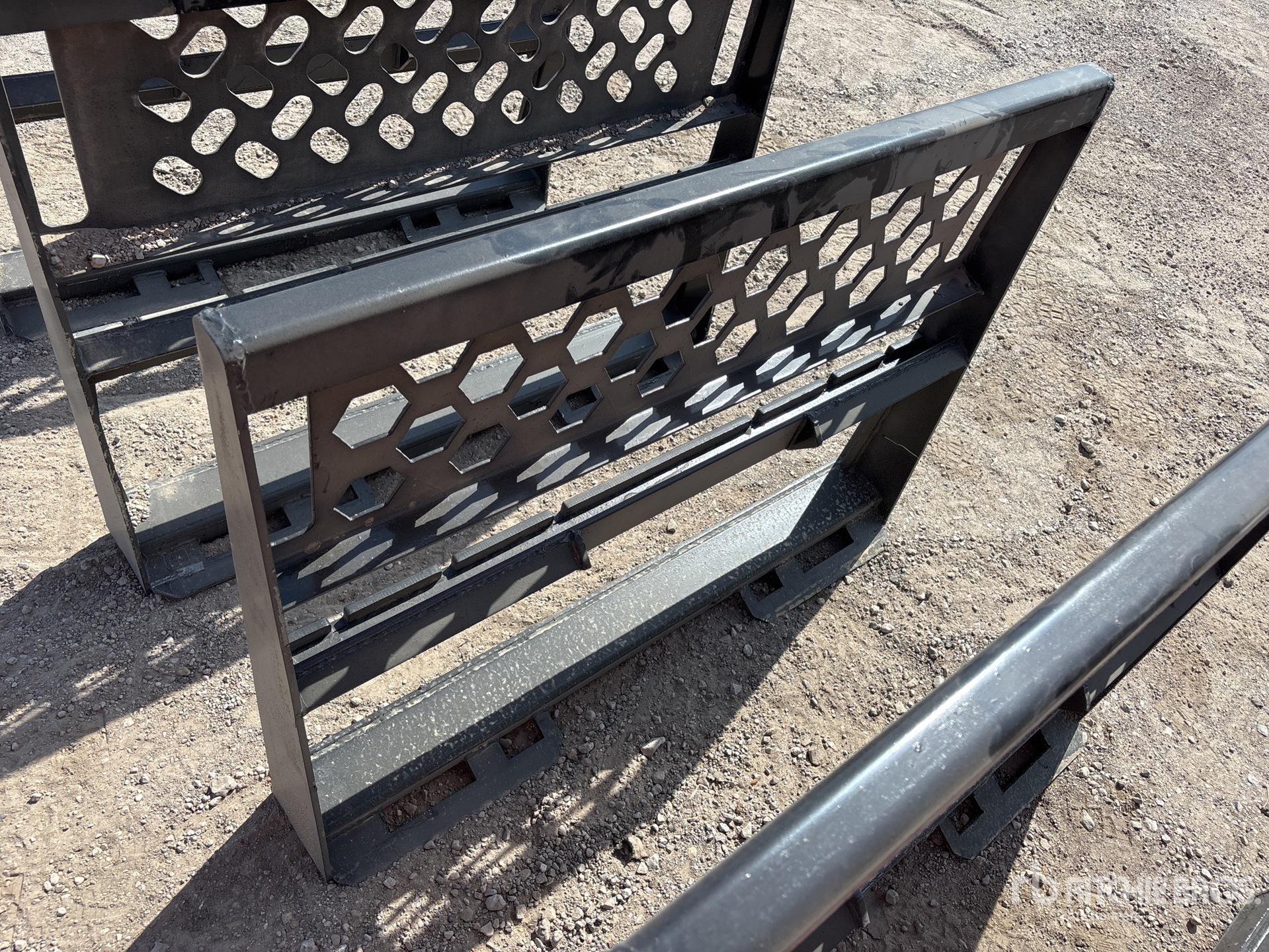 Aspect général with Image, coin arrière gauche