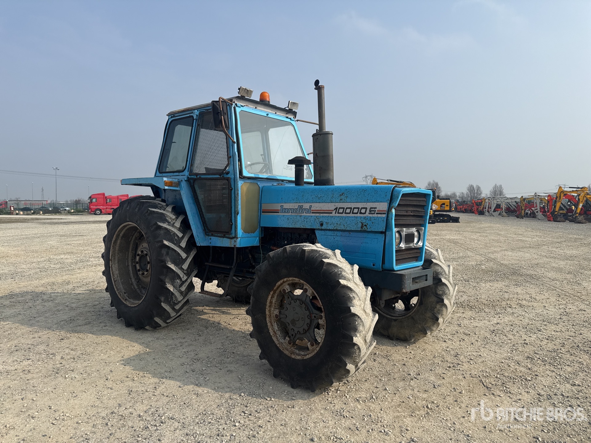 General Appearance with Bild, Ecke vorne rechts