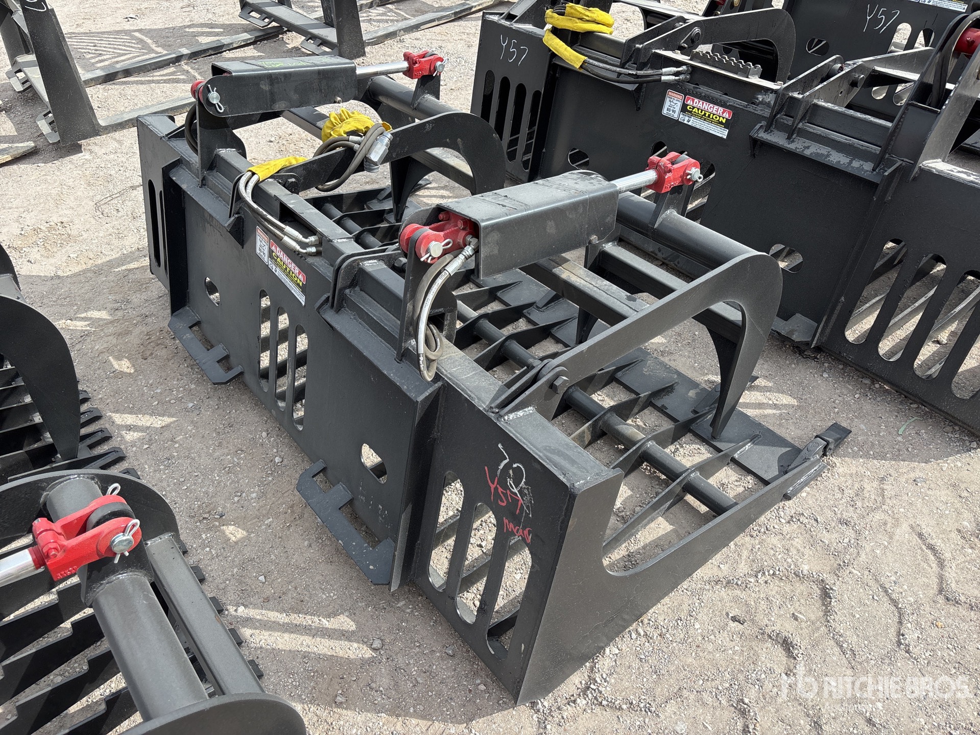 Aspect général with Image, coin arrière droit