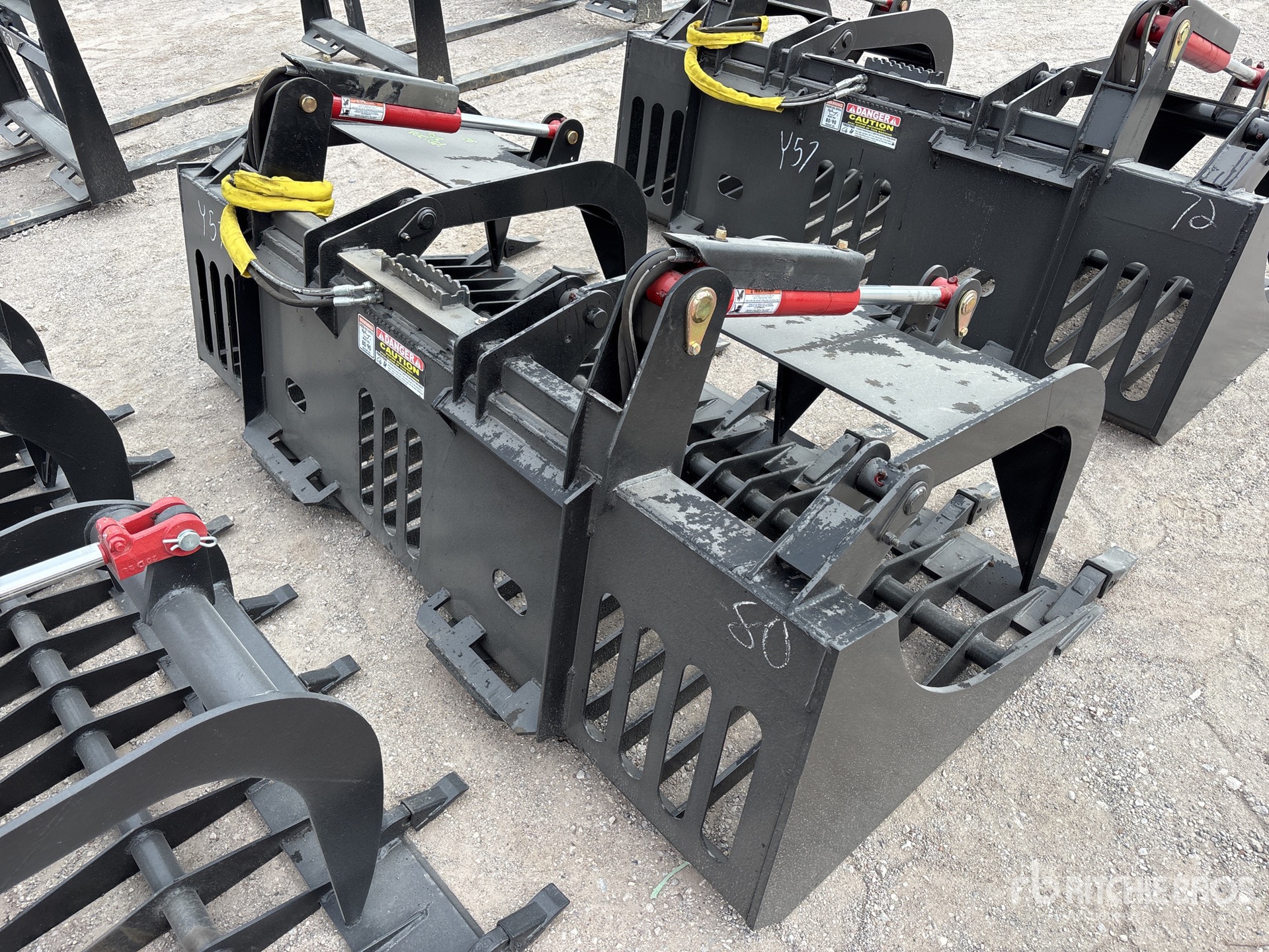 Aspect général with Image, coin arrière droit