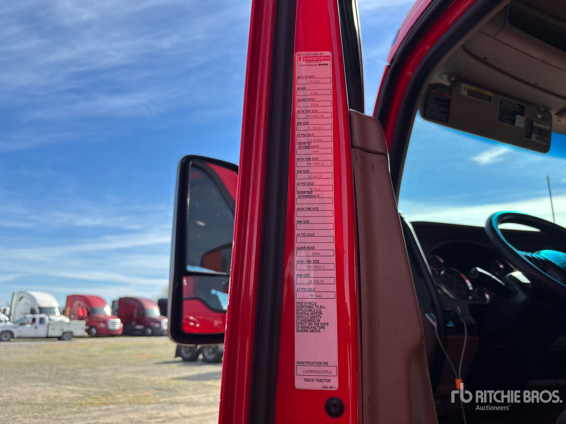 General Appearance with Numéro de série/Numéro d'identification du véhicule automobile