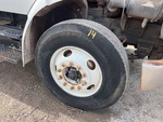 Underbody with Right Steer Tire