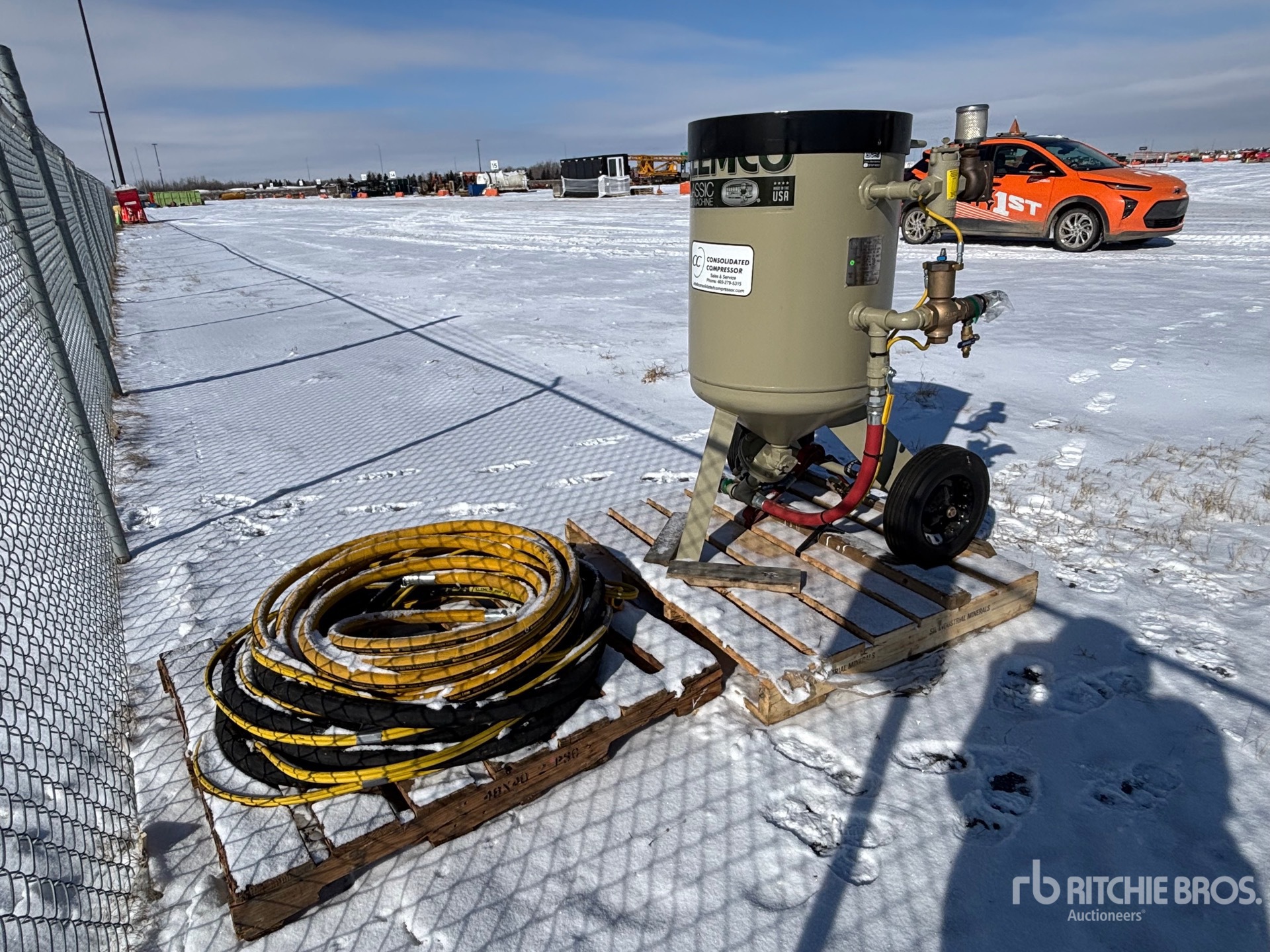 General Appearance with Picture, Left Front Corner