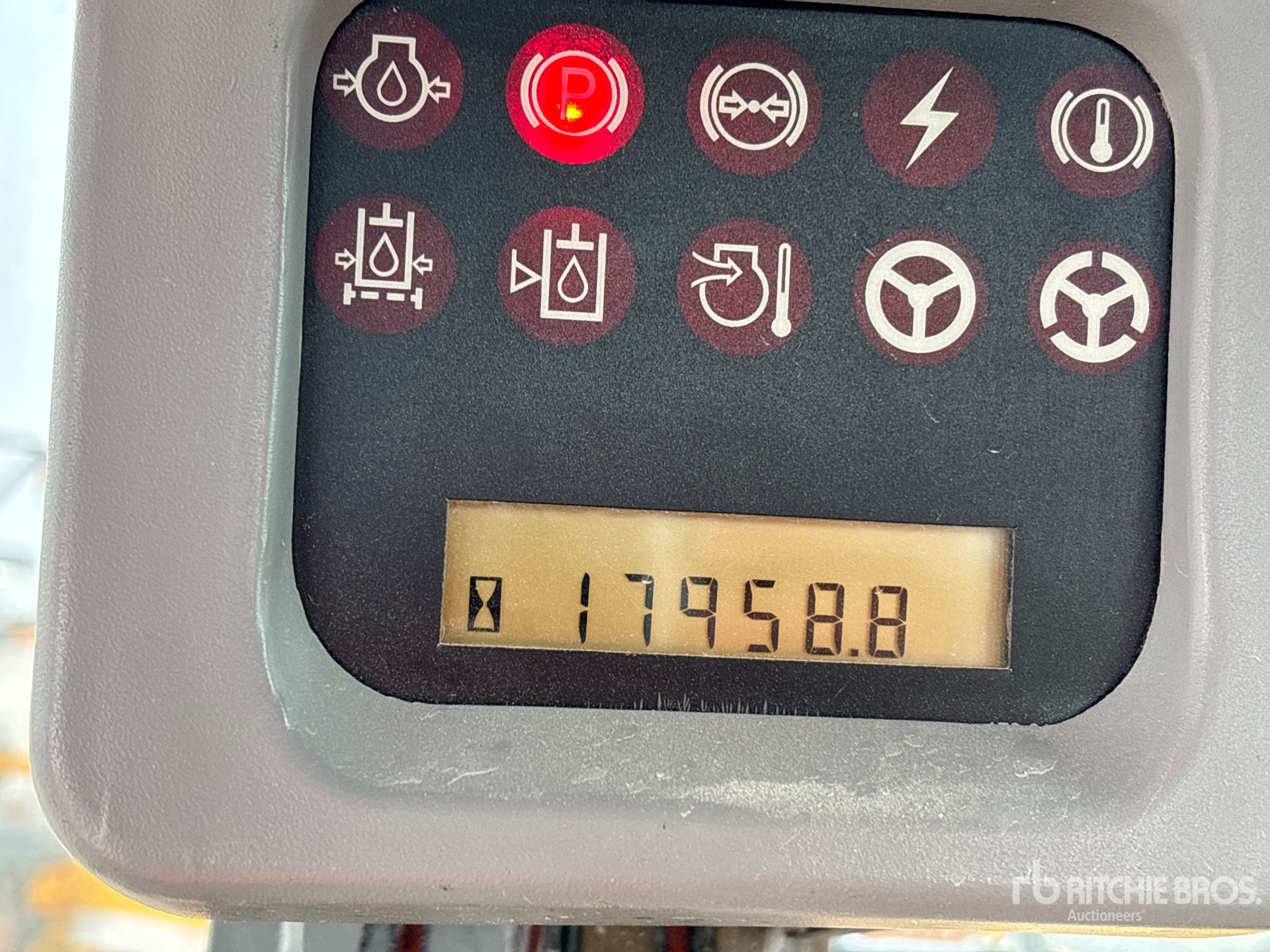 General Appearance with Hour Meter / Odometer