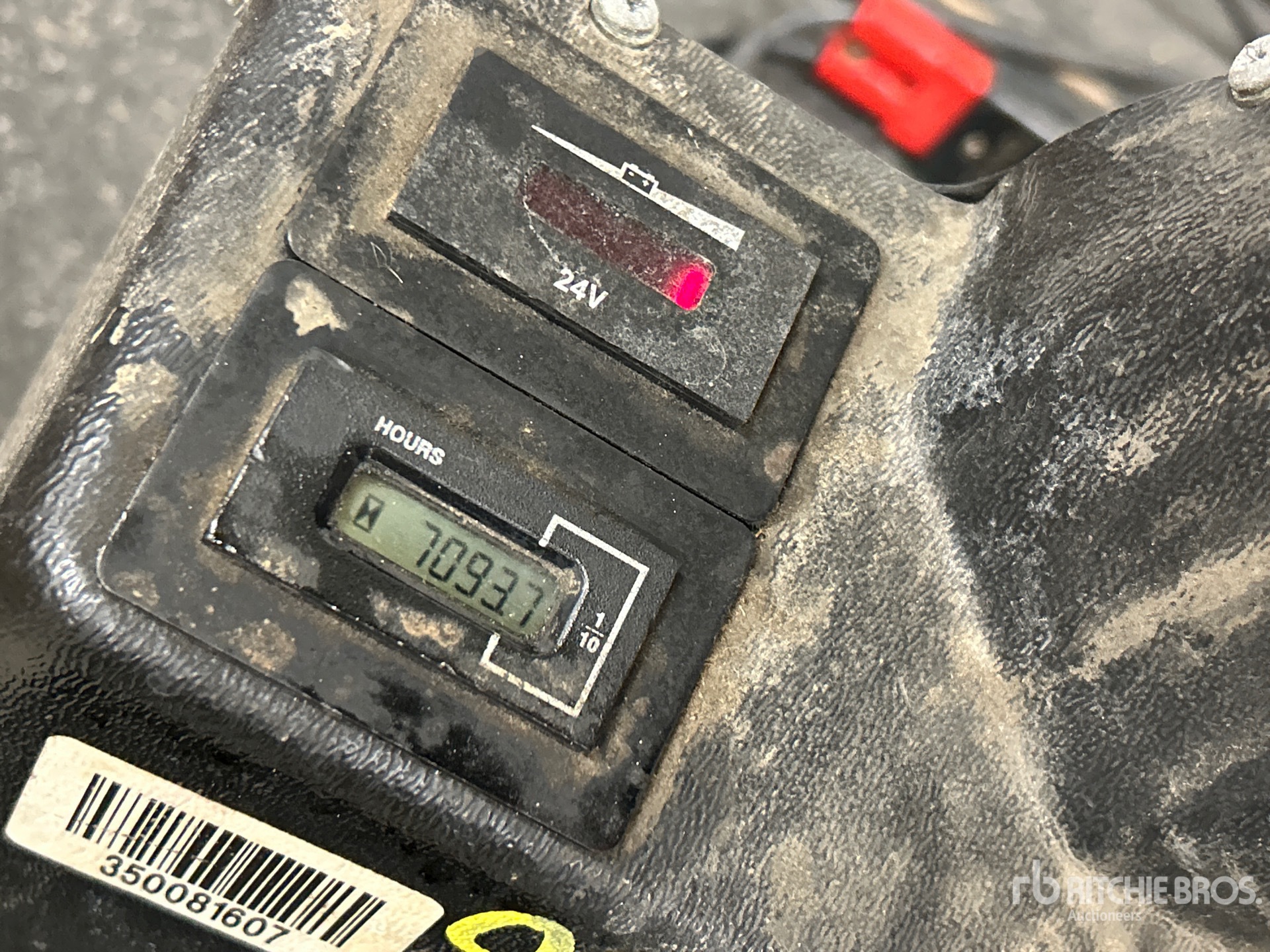 General Appearance with Hour Meter / Odometer