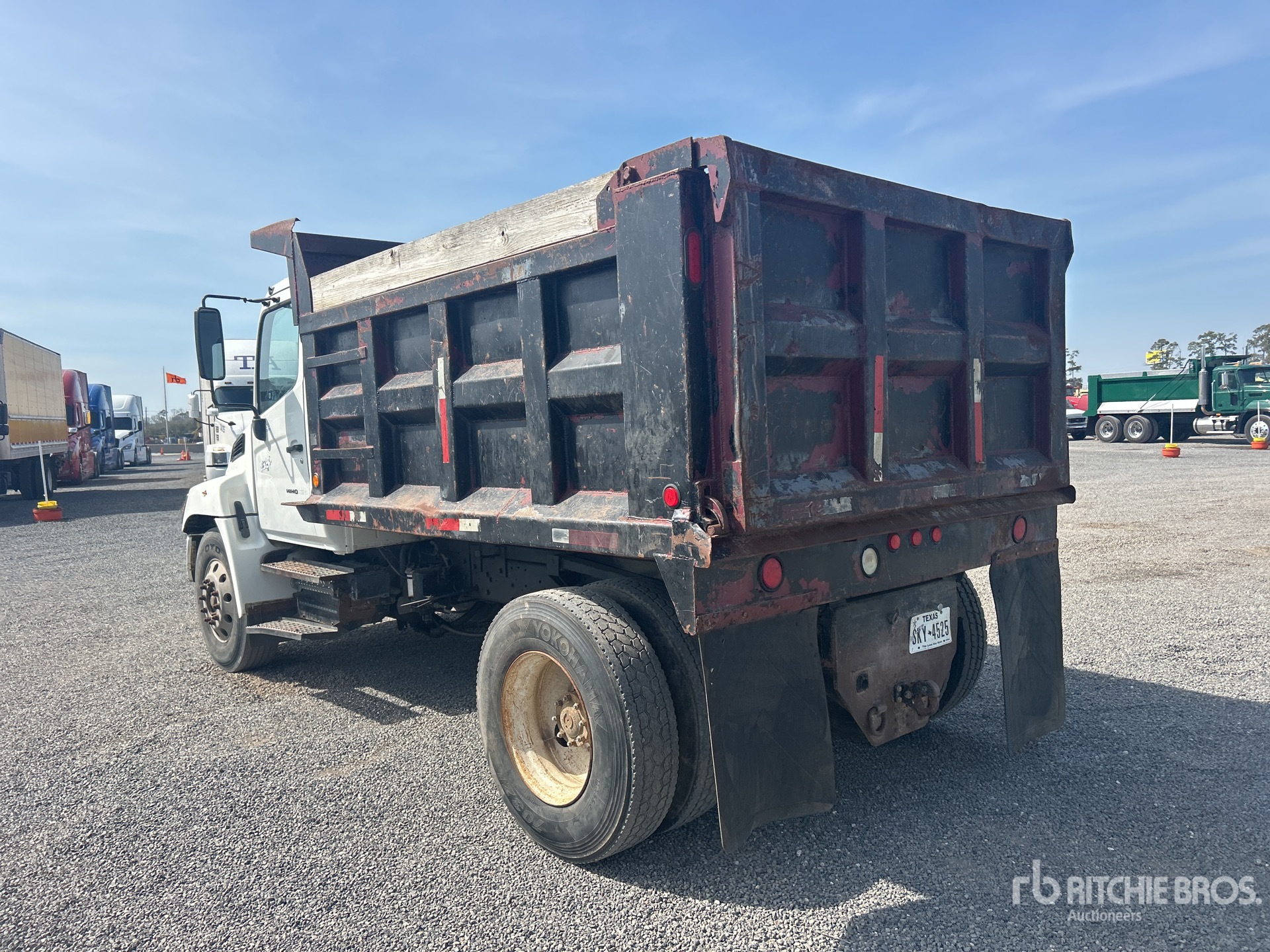 General Appearance with Imagen: esquina trasera izquierda