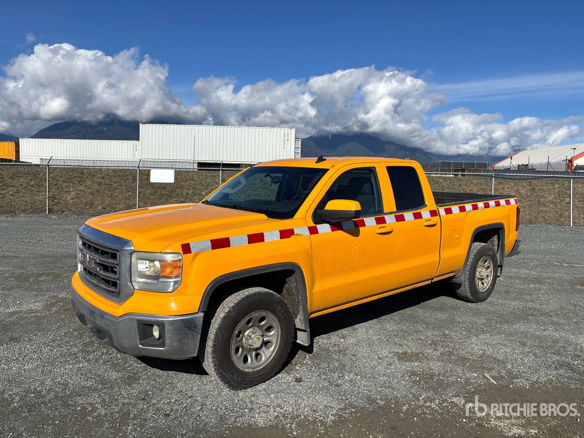 General Appearance with Spin