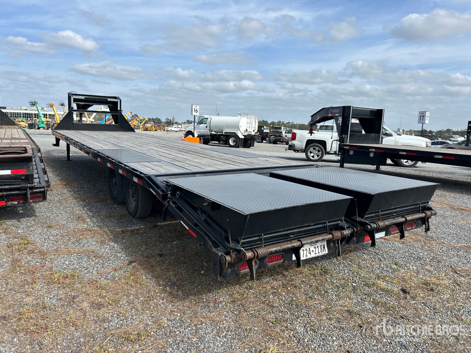 General Appearance with Zdjęcie, lewy dolny róg