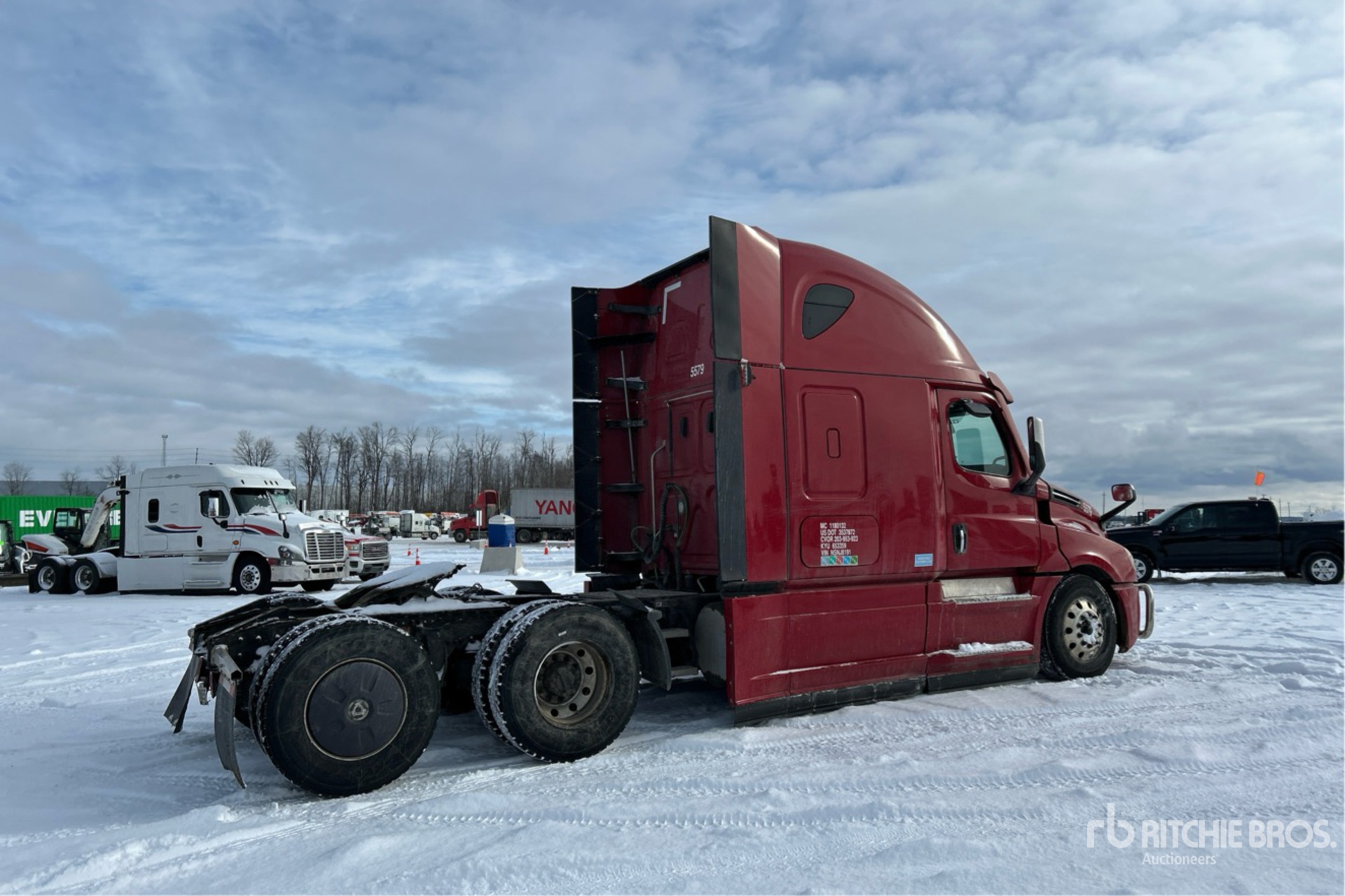 General Appearance with Picture, Right Rear Corner