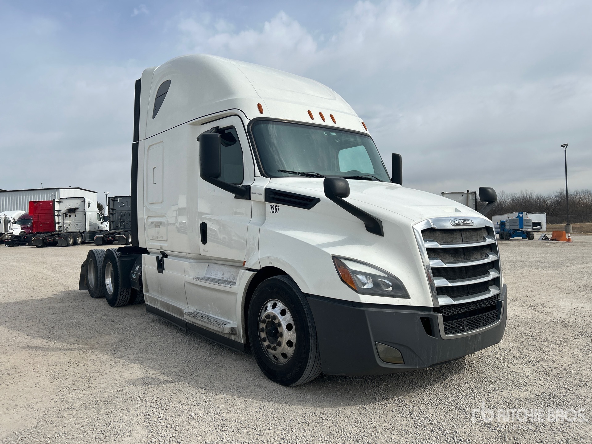 General Appearance with Image, coin avant droit