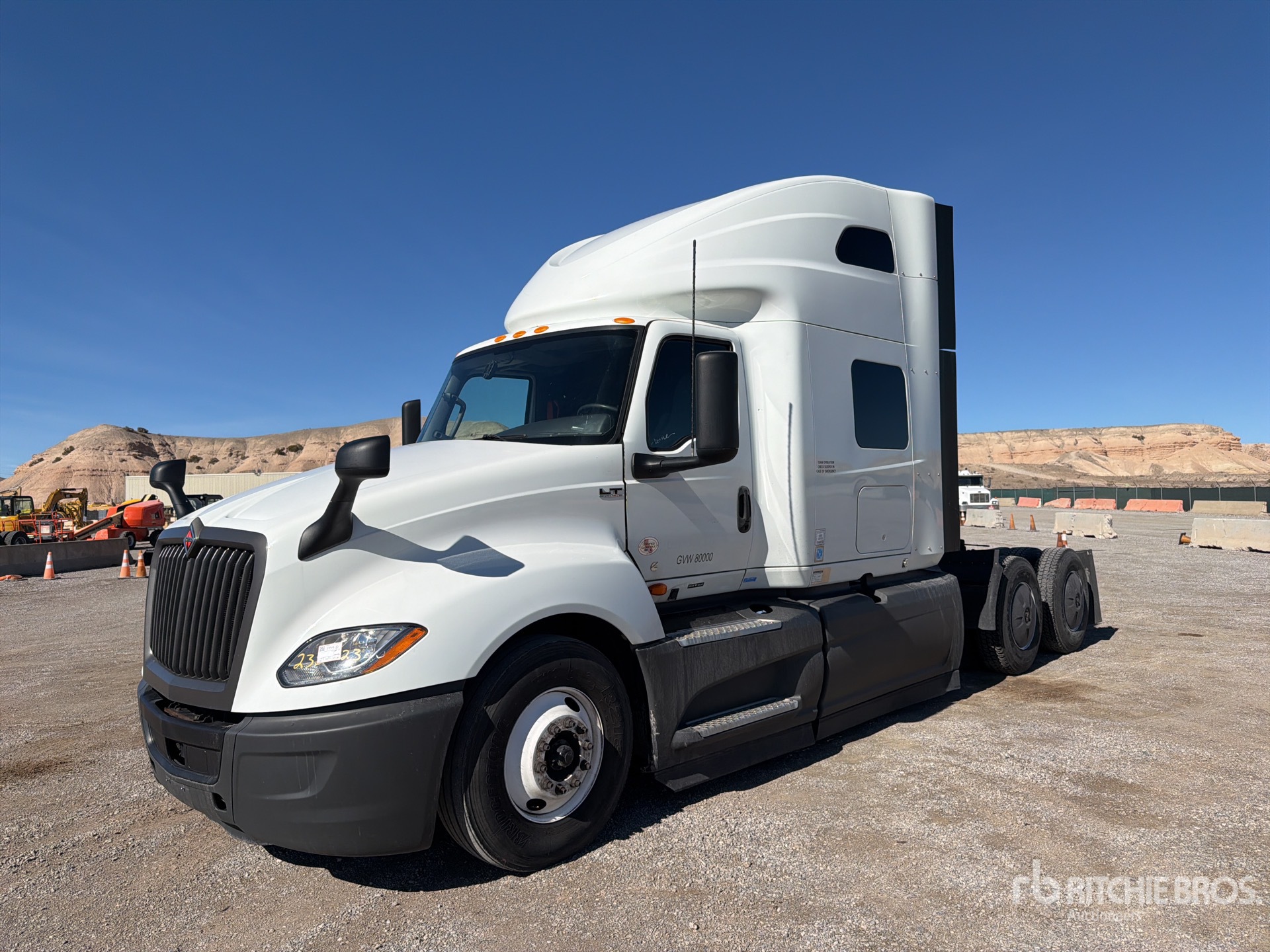 General Appearance with Picture, Left Front Corner