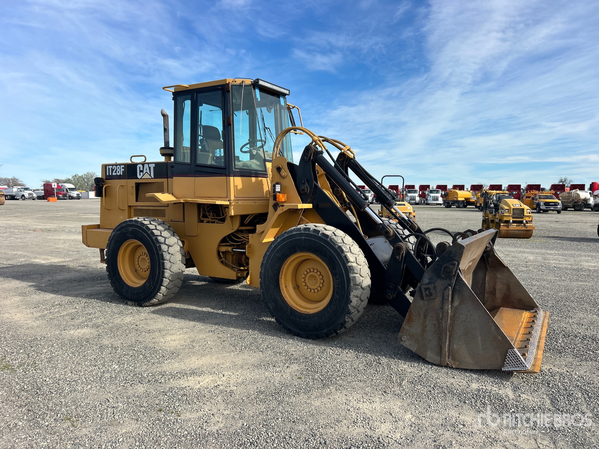 General Appearance with Image, coin avant droit