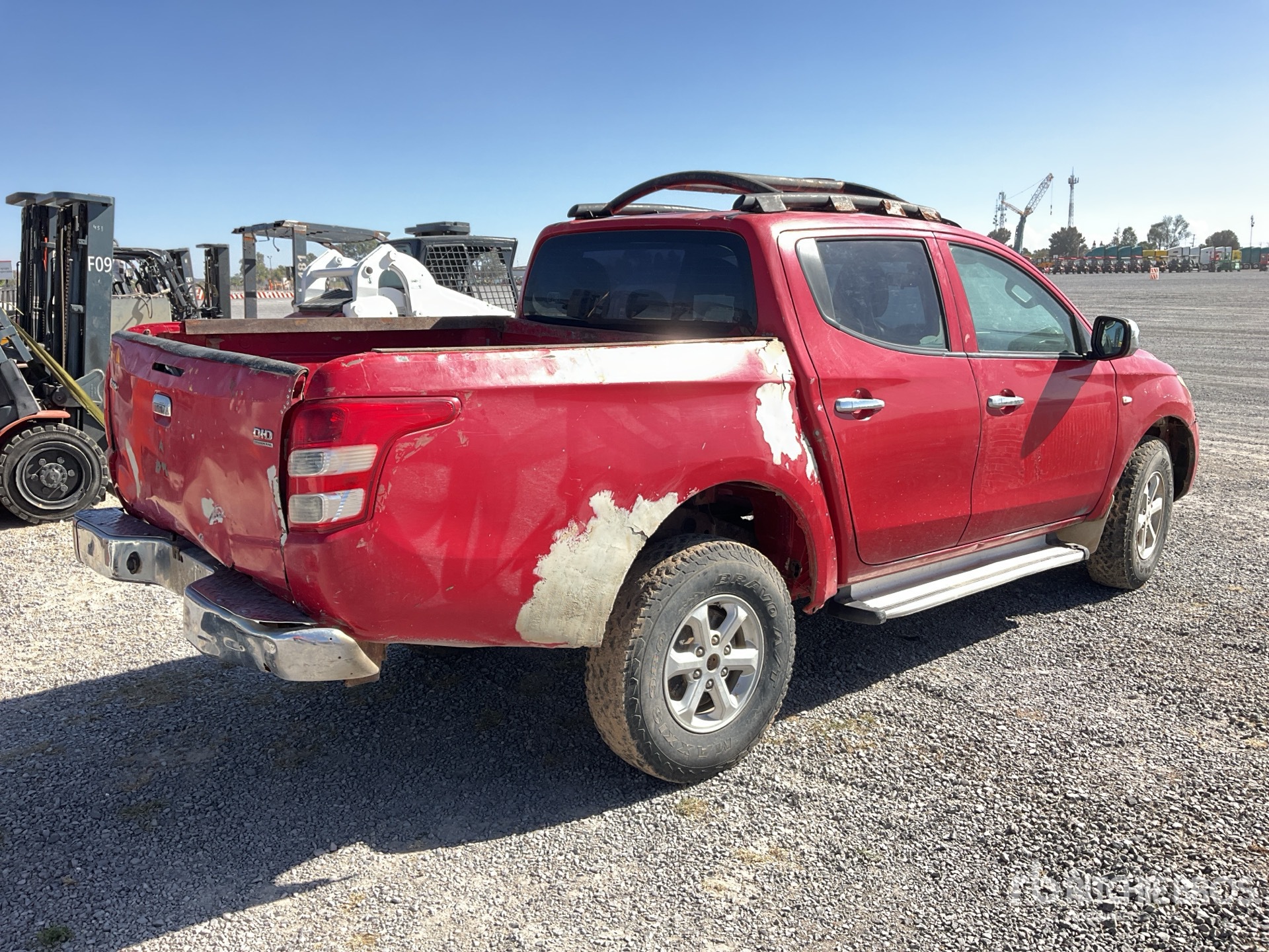 General Appearance with Picture, Right Rear Corner