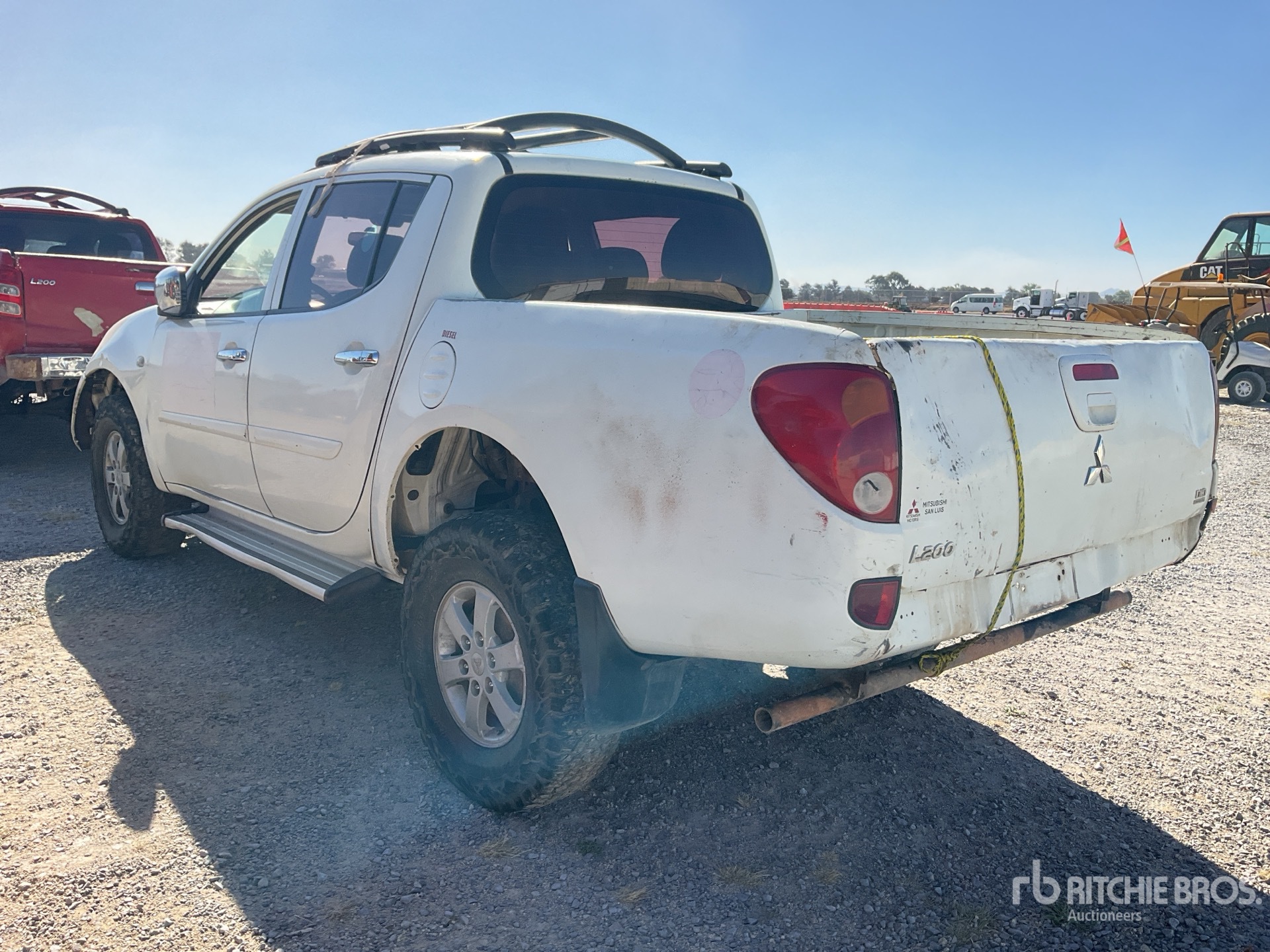 General Appearance with Picture, Left Rear Corner