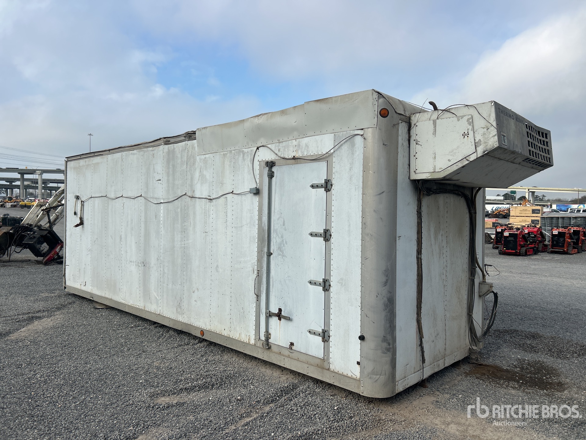 General Appearance with Foto, angolo anteriore destro