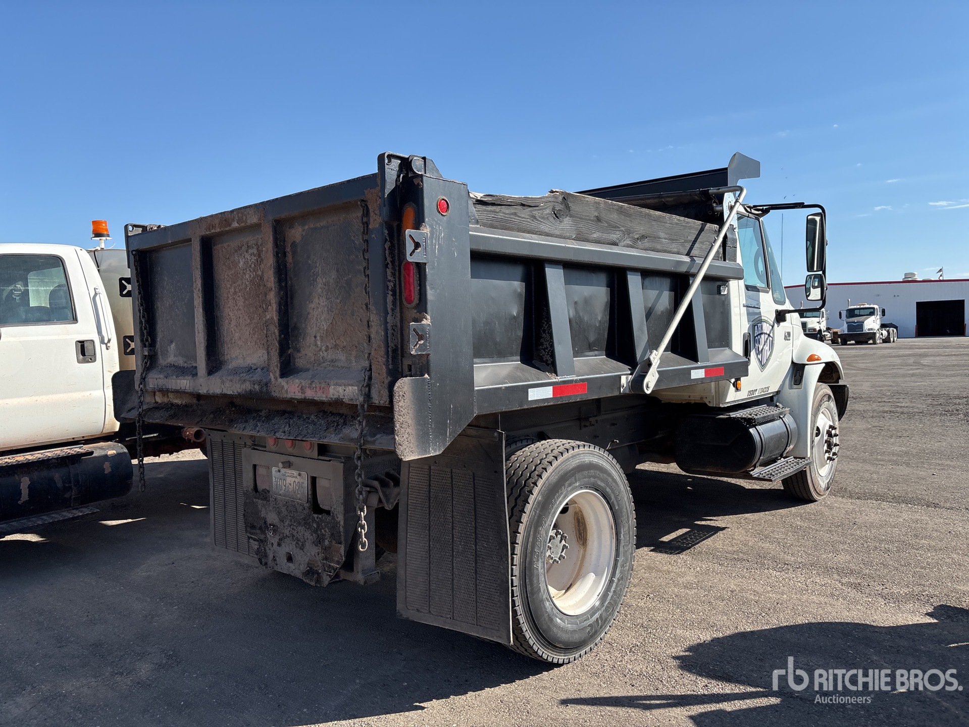 Aspect général with Image, coin arrière droit