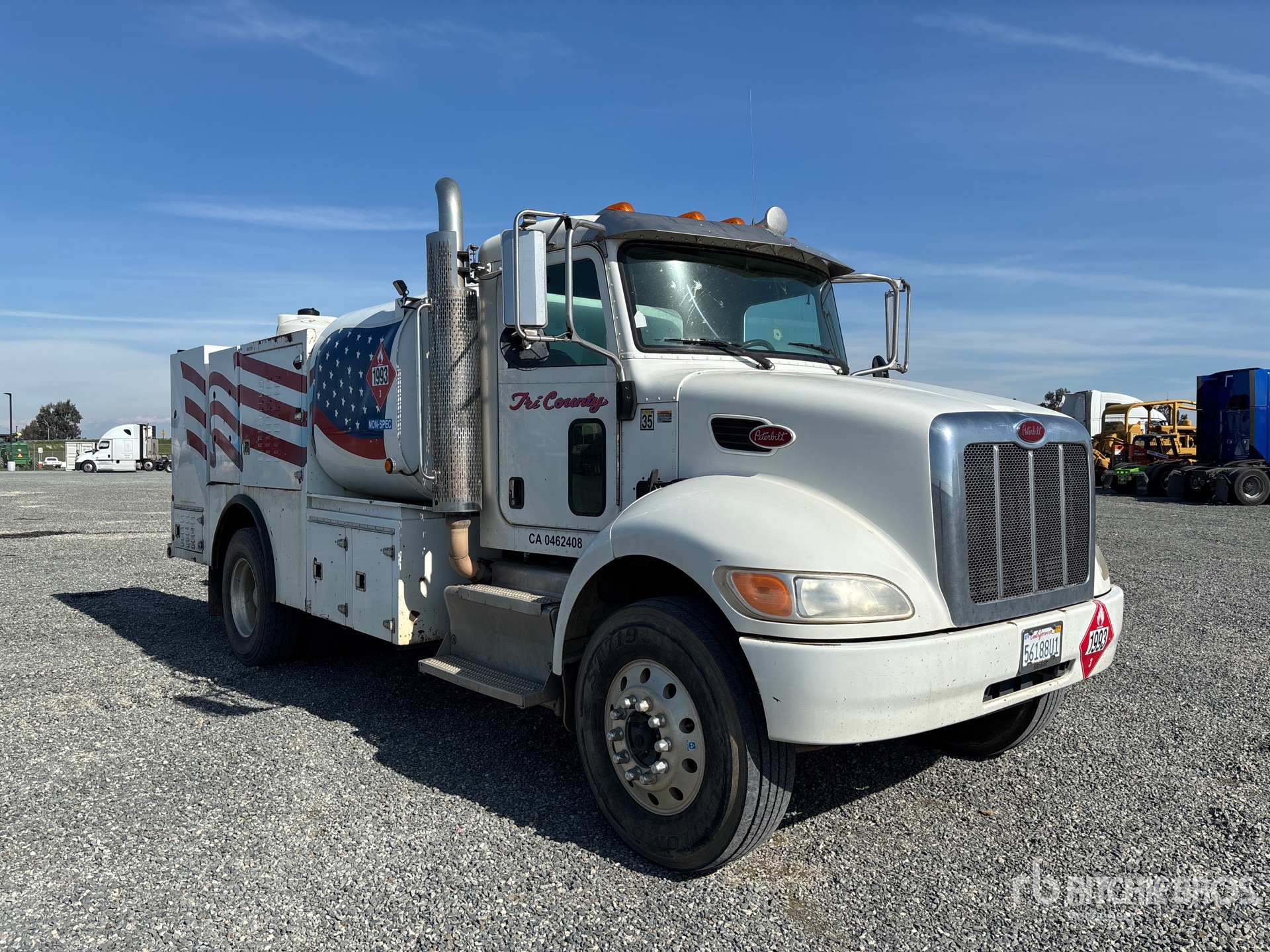 General Appearance with Image, coin avant droit